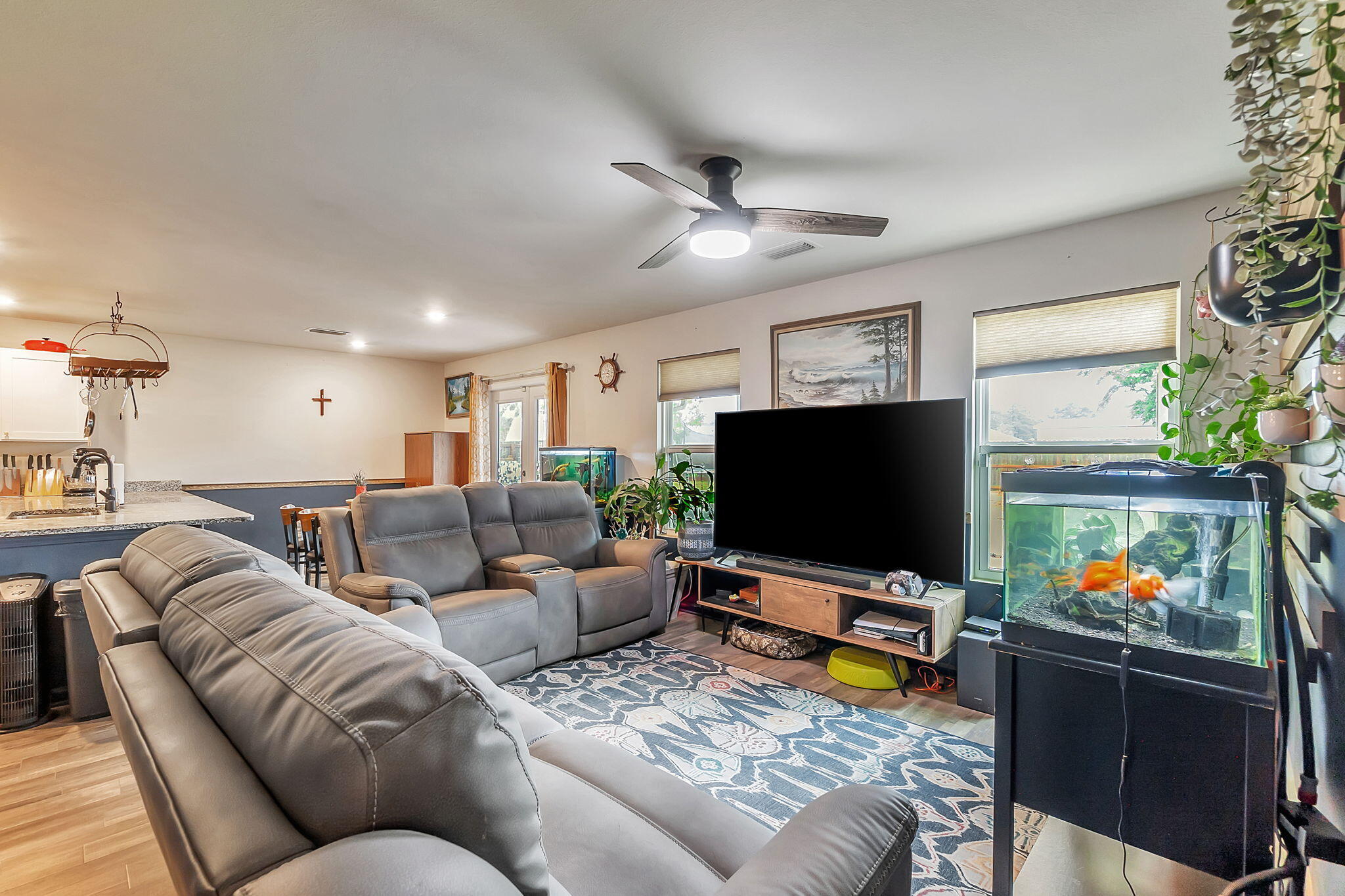 SAWMILL COURT - Residential