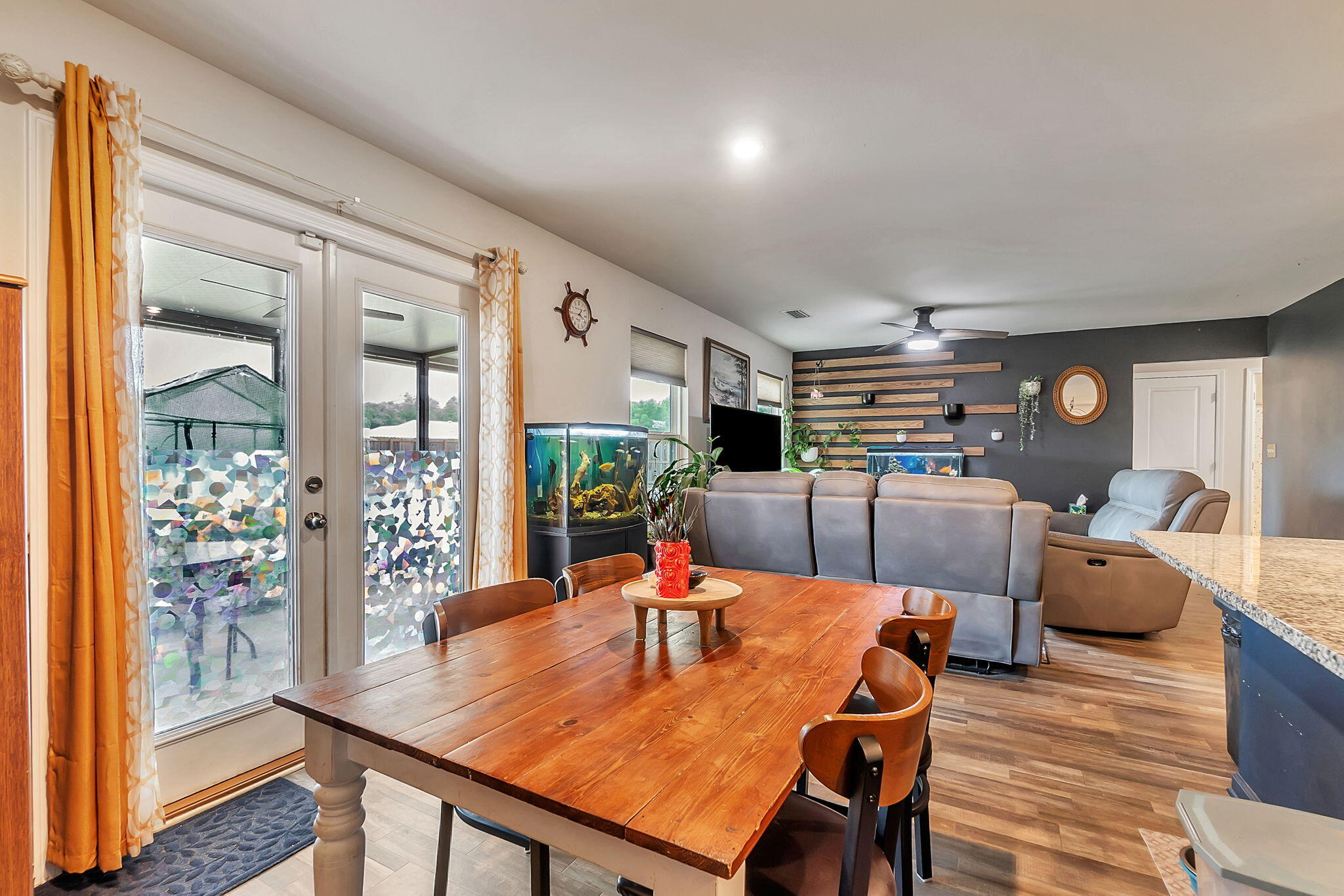 SAWMILL COURT - Residential