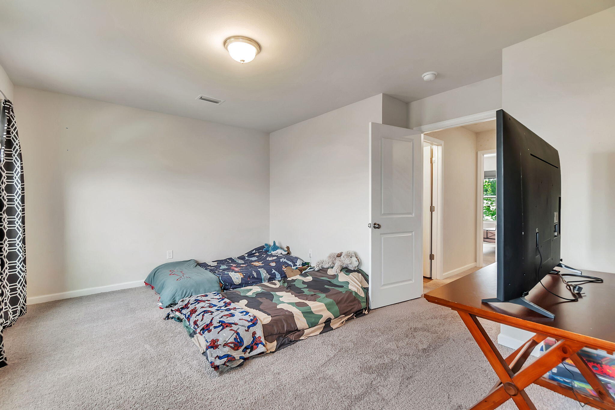 SAWMILL COURT - Residential