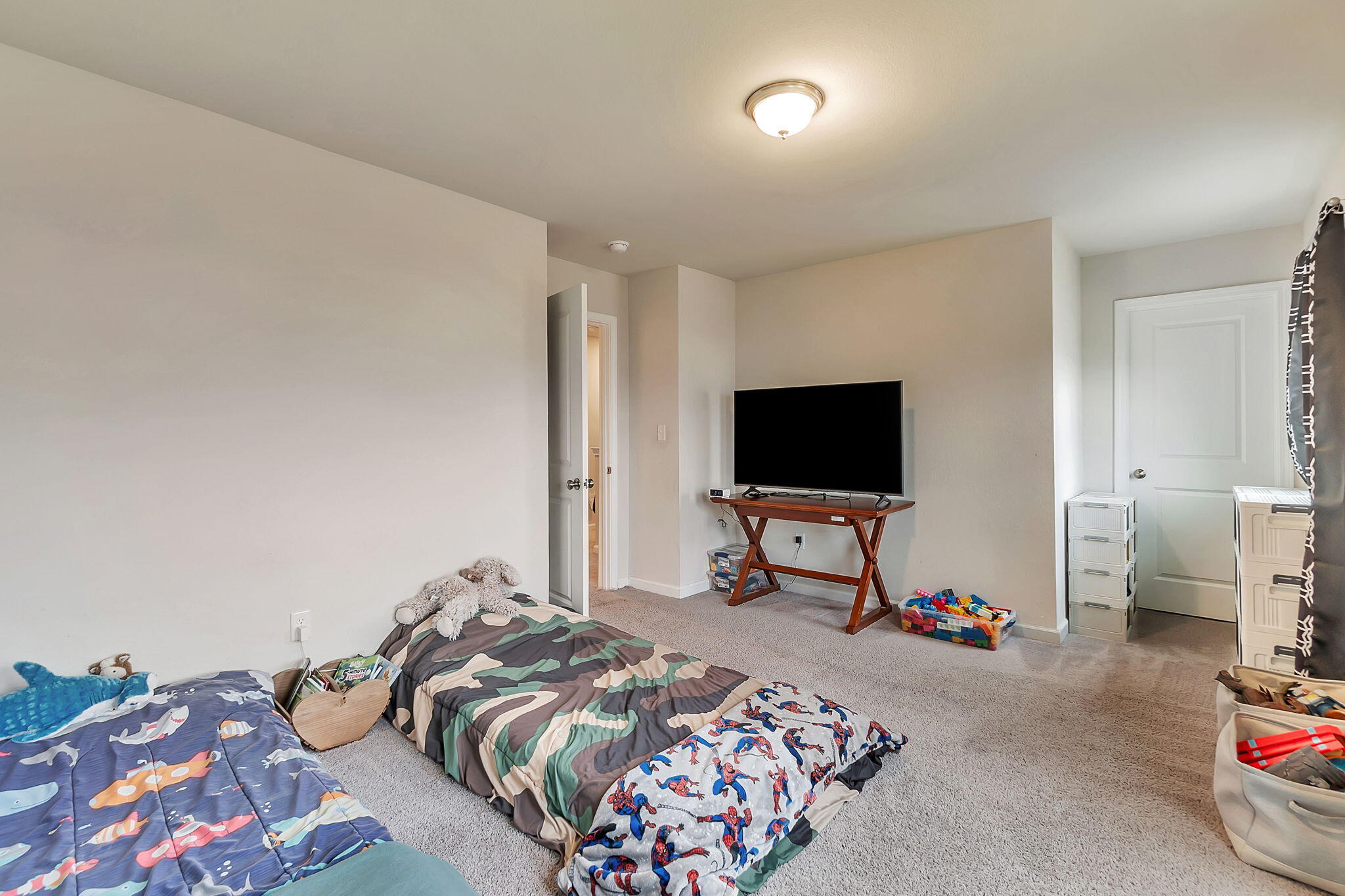 SAWMILL COURT - Residential