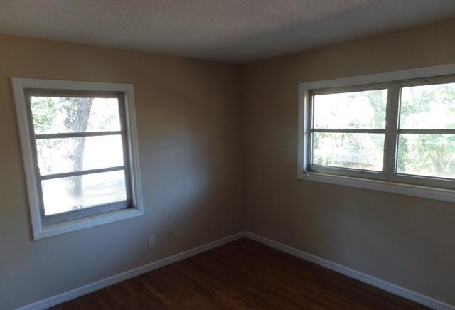 VILLA RUSS PARK - Residential