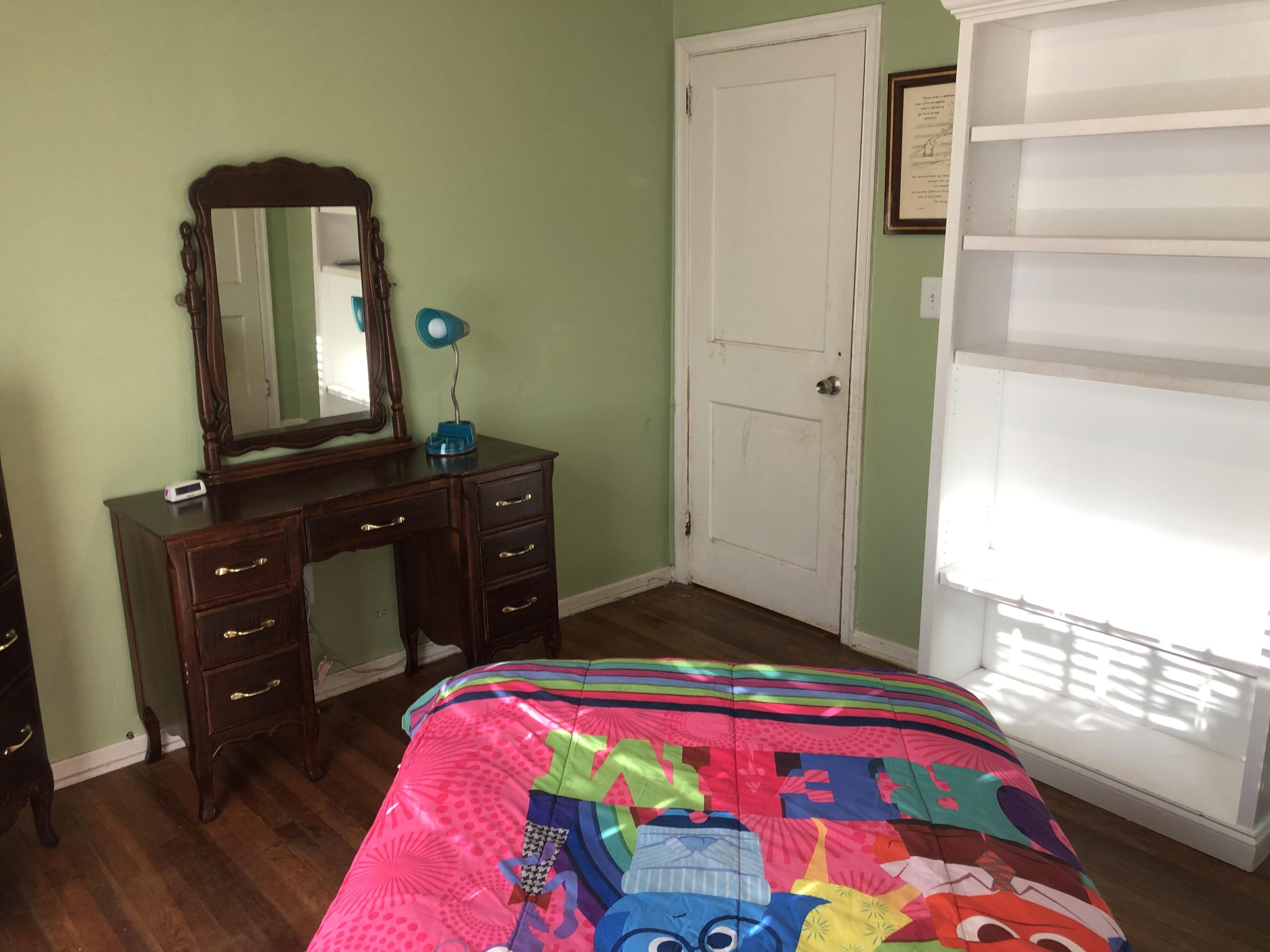 NAVY POINT - Residential