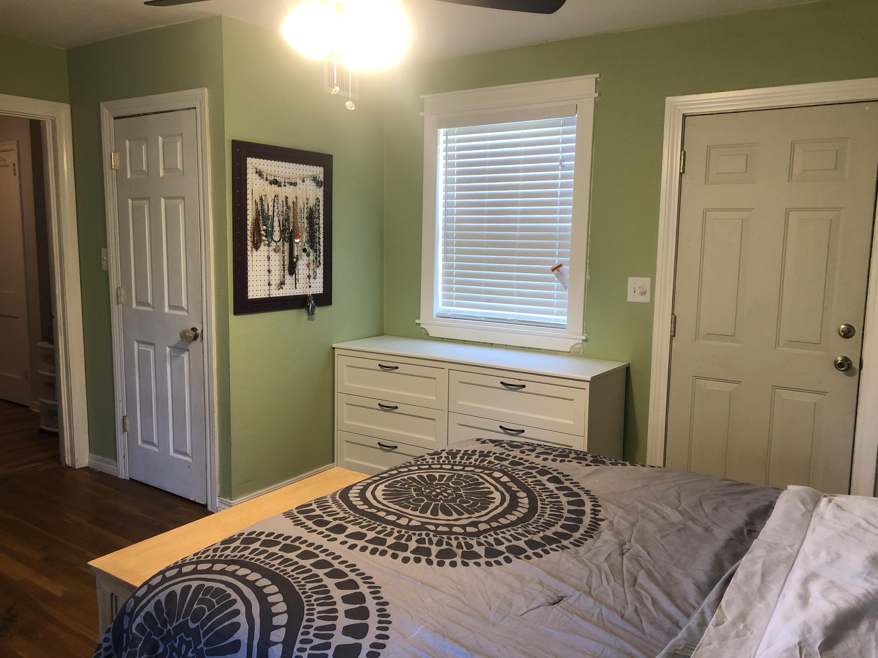 NAVY POINT - Residential