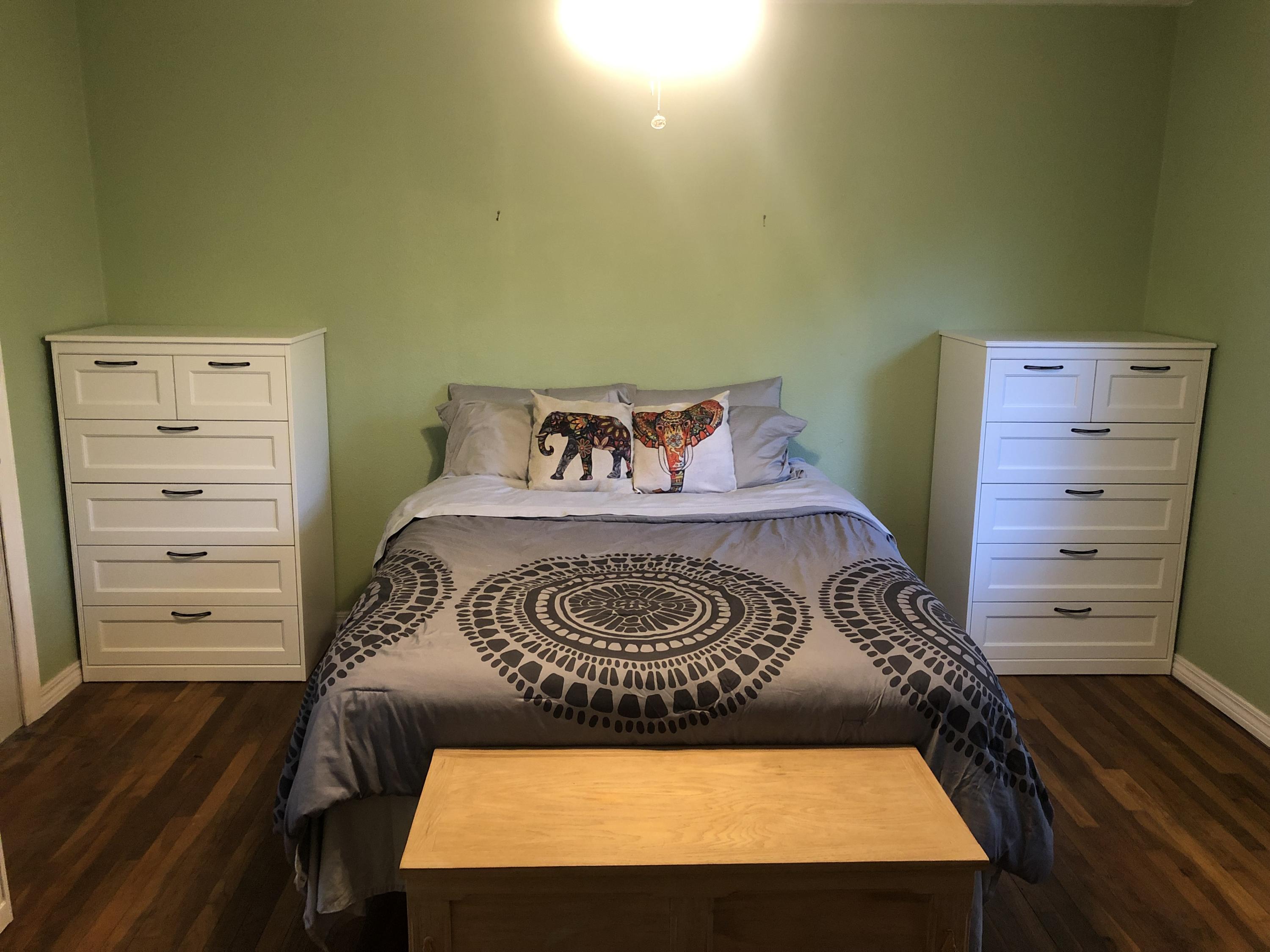 NAVY POINT - Residential