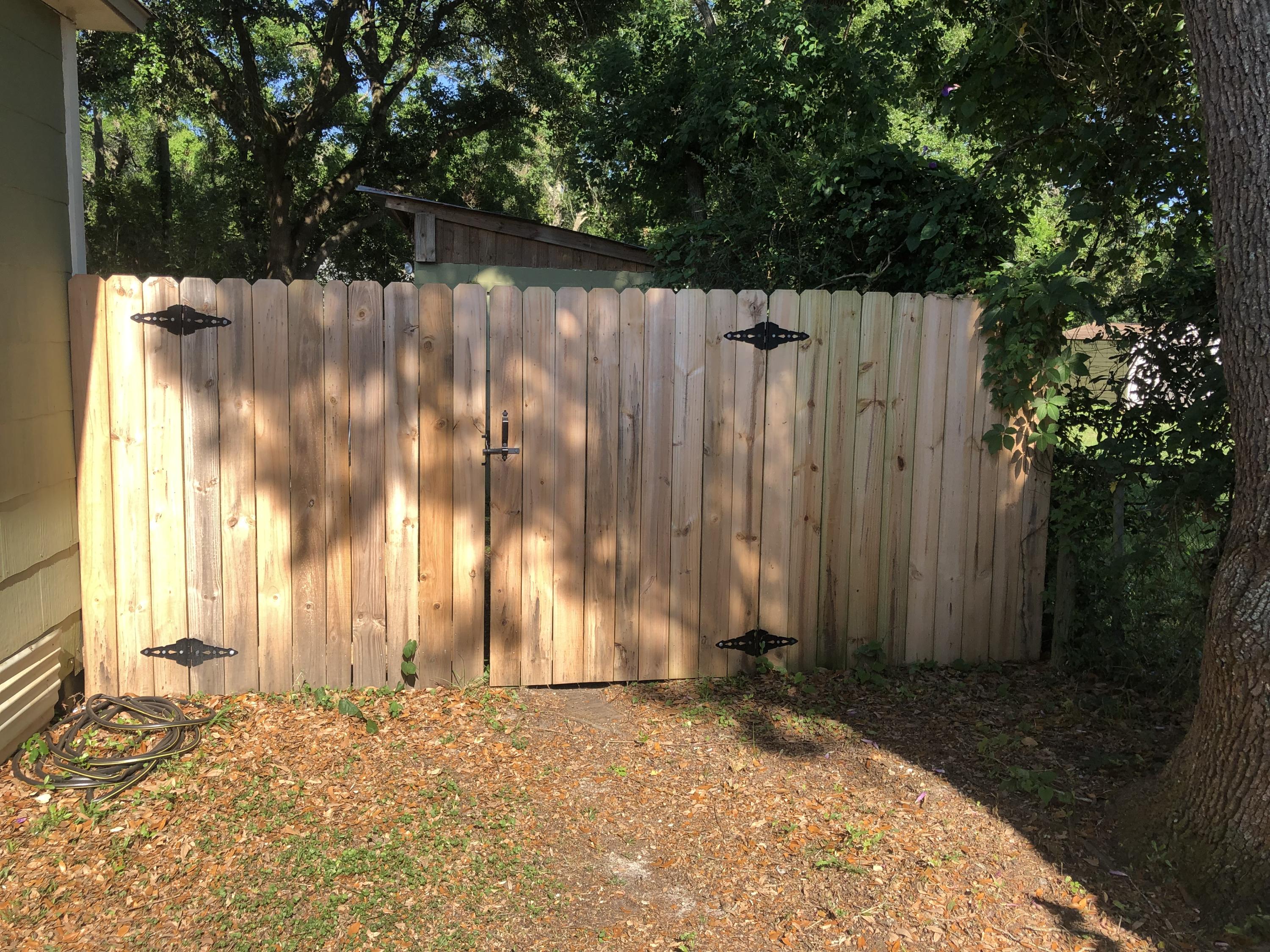 NAVY POINT - Residential