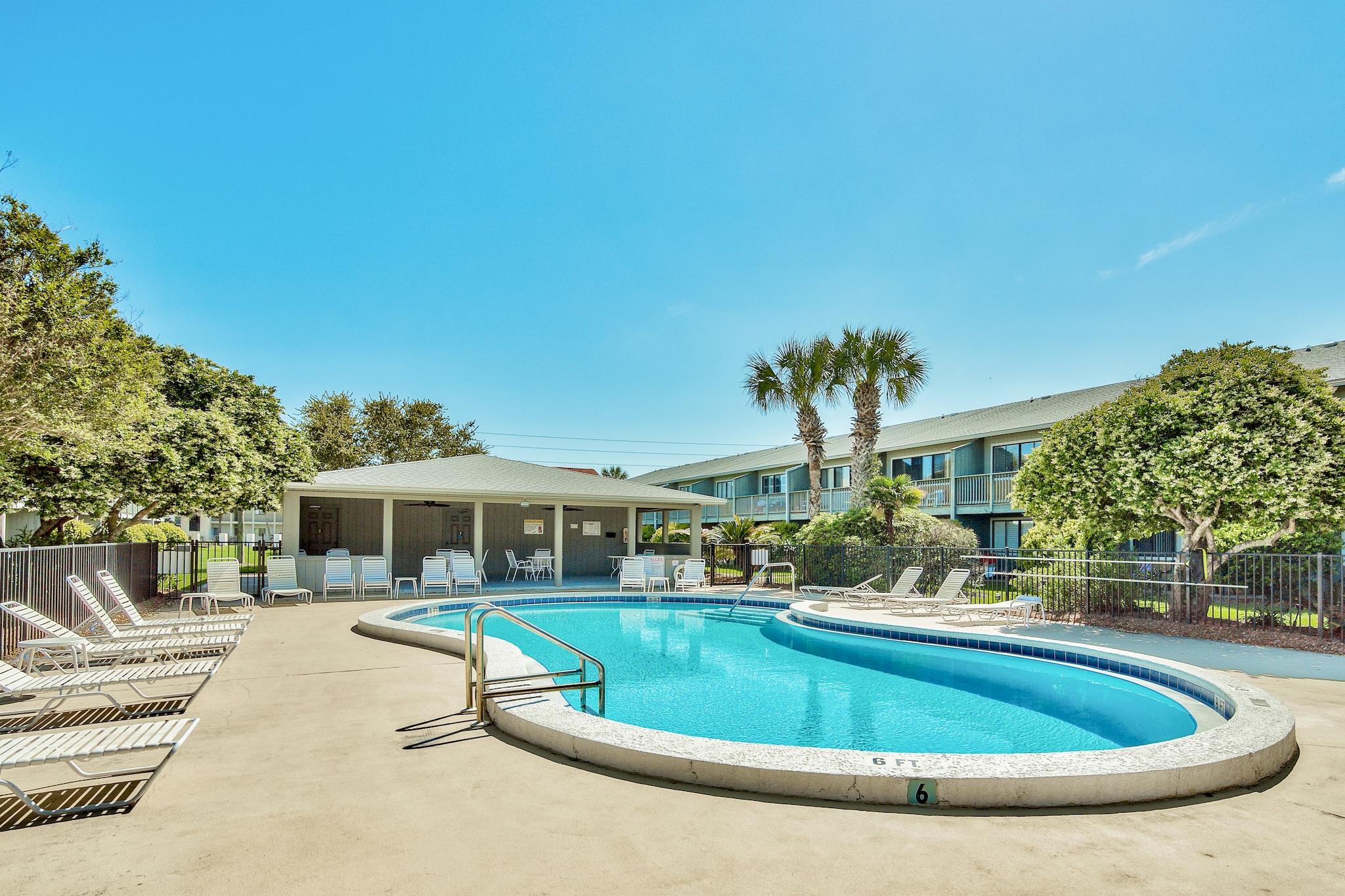 HIDDEN BEACH VILLAS CONDO - Residential