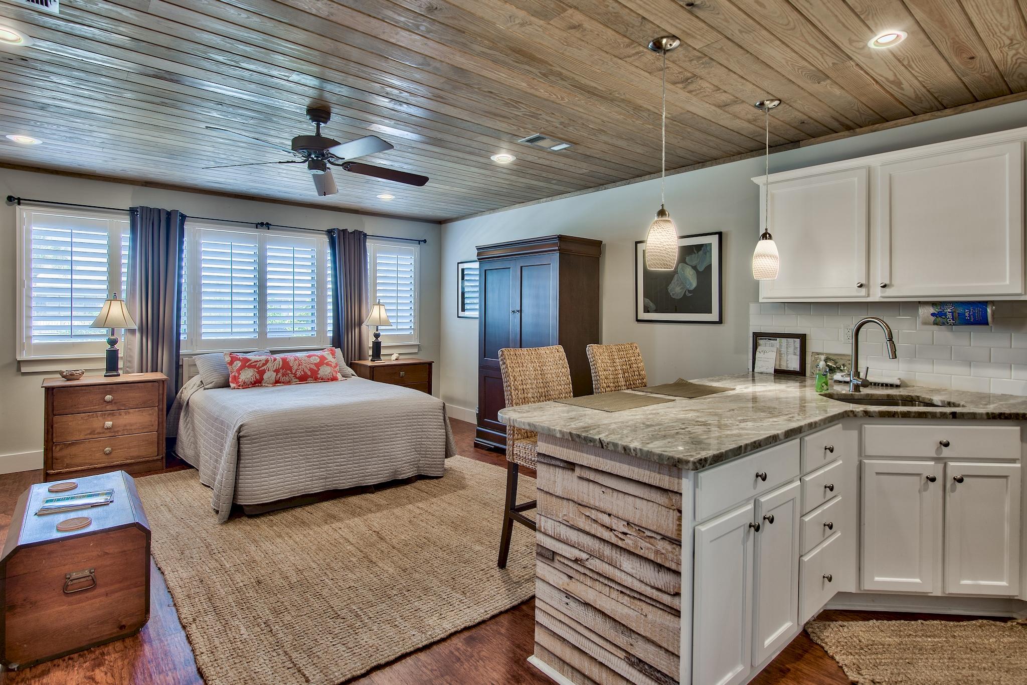 HIDDEN BEACH VILLAS CONDO - Residential