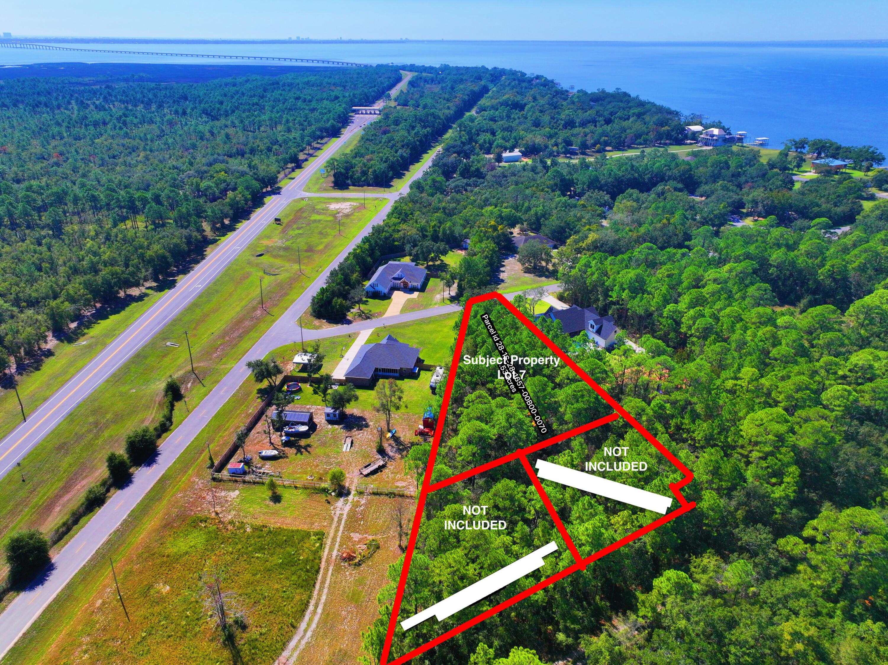 HARBOUR OAKS - Land