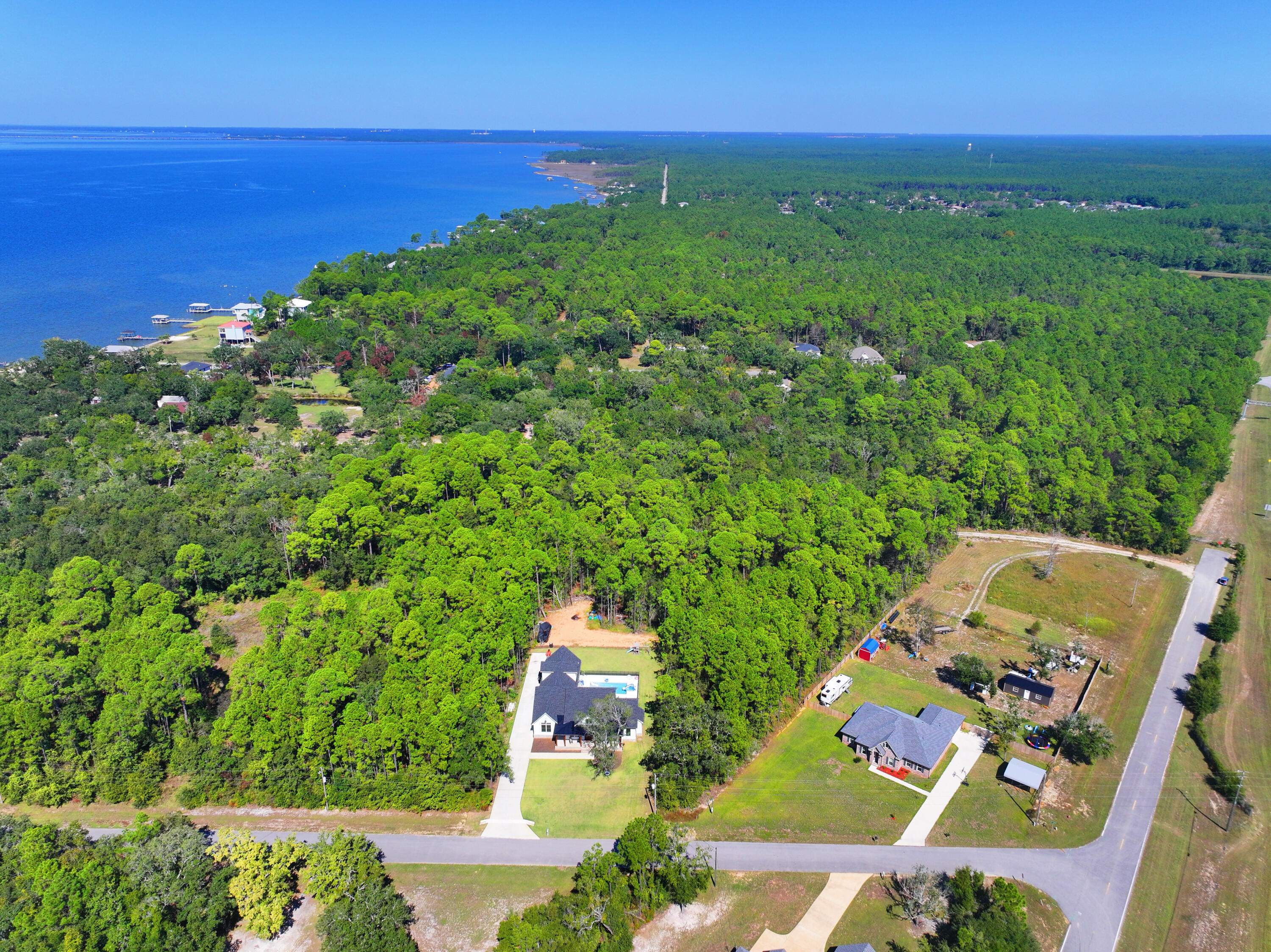 HARBOUR OAKS - Land