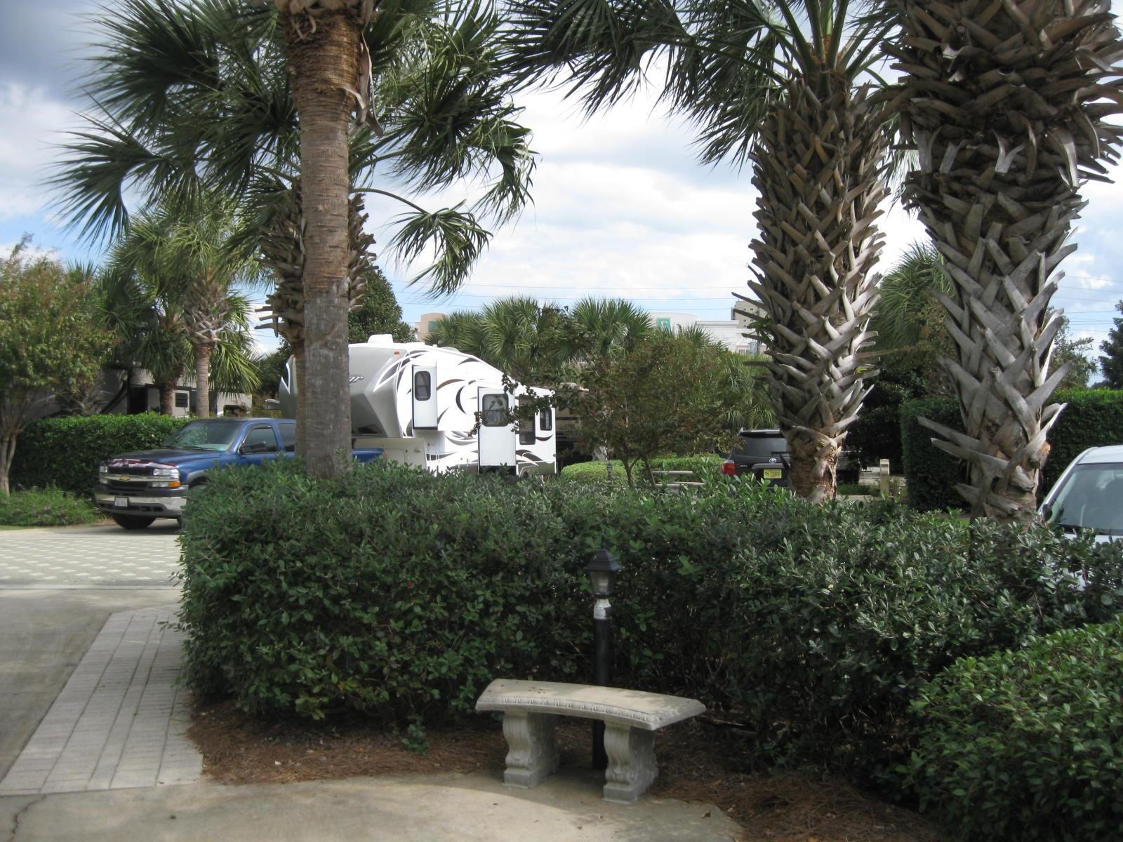 DESTIN RV BEACH RESORT - Land