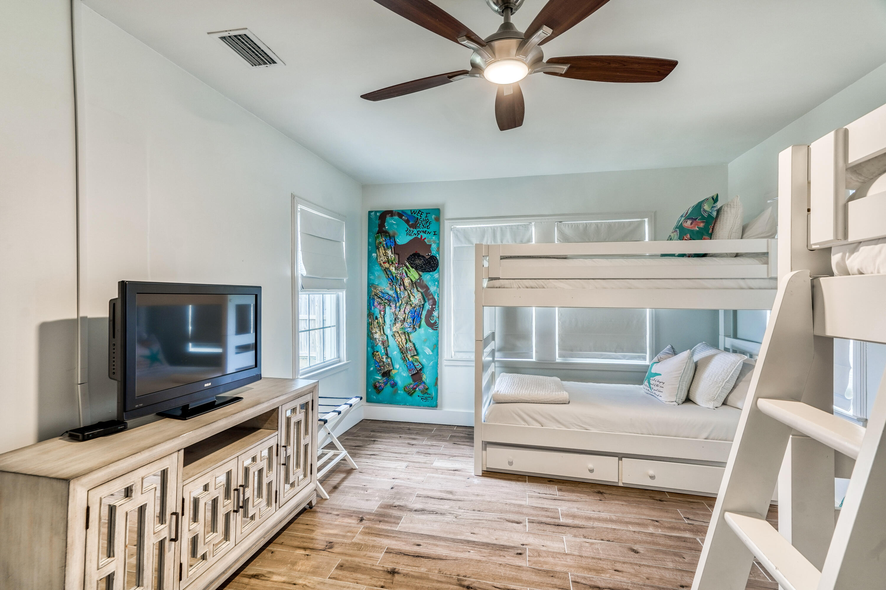 SEAGROVE 3RD ADDN - Residential