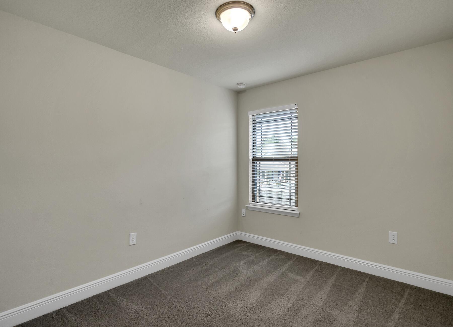 HIDDEN VALLEY - Residential Lease