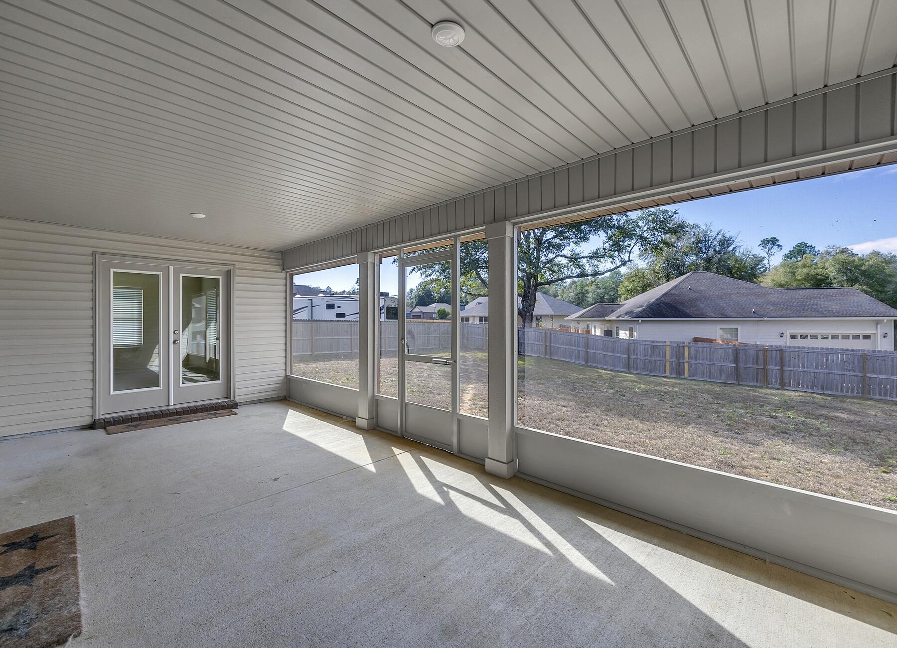 HIDDEN VALLEY - Residential Lease