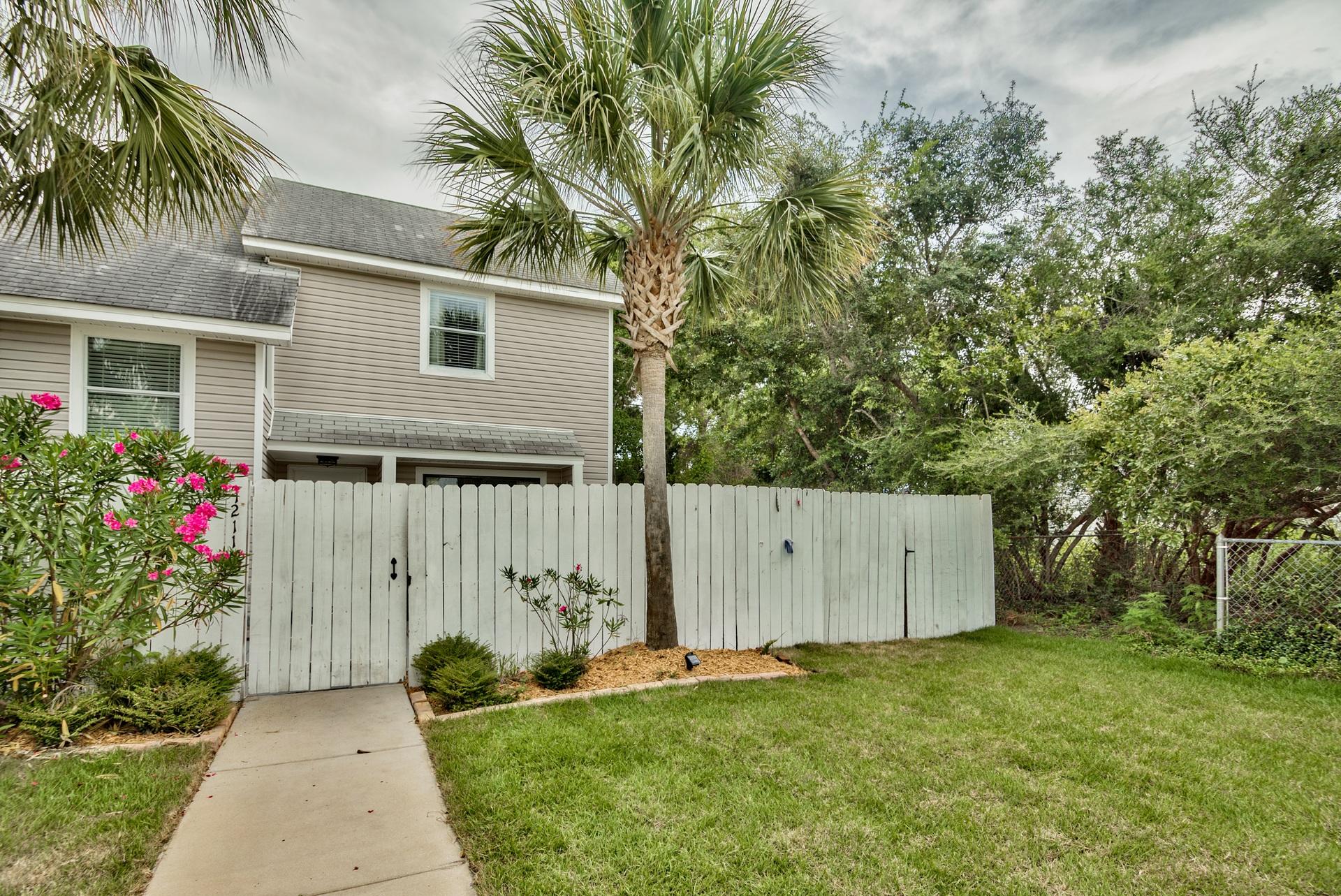 QUIETWOOD T/H - Residential