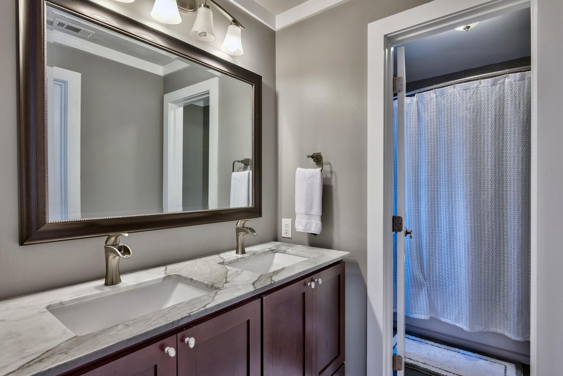 QUIETWOOD T/H - Residential