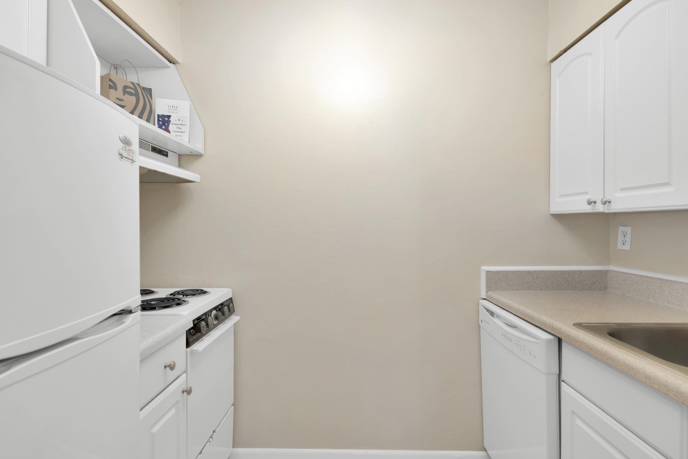 CEDARS CONDO - Residential