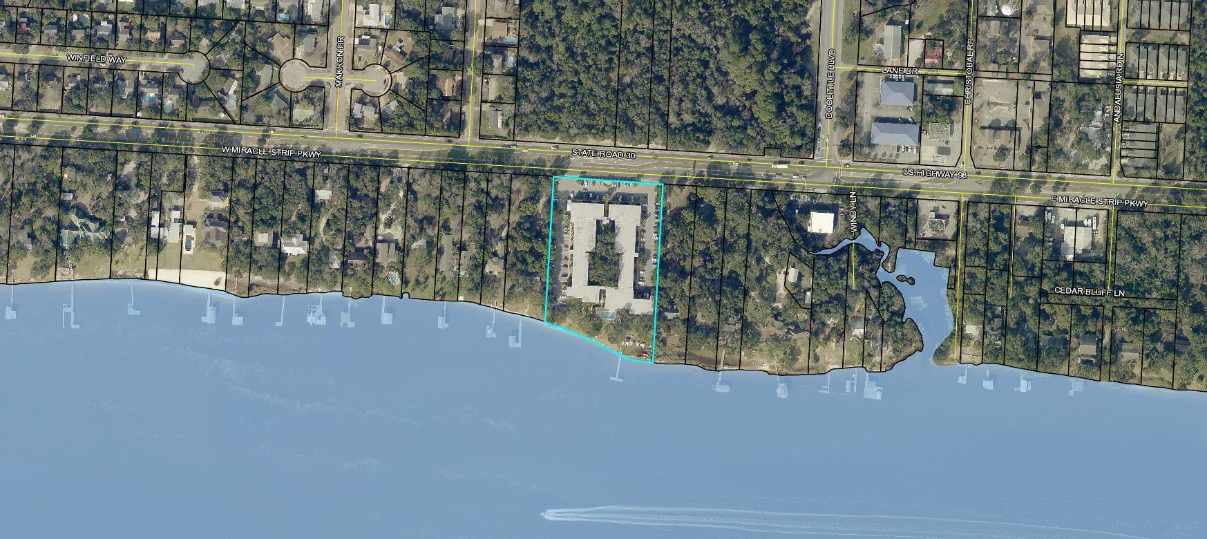 CEDARS CONDO - Residential