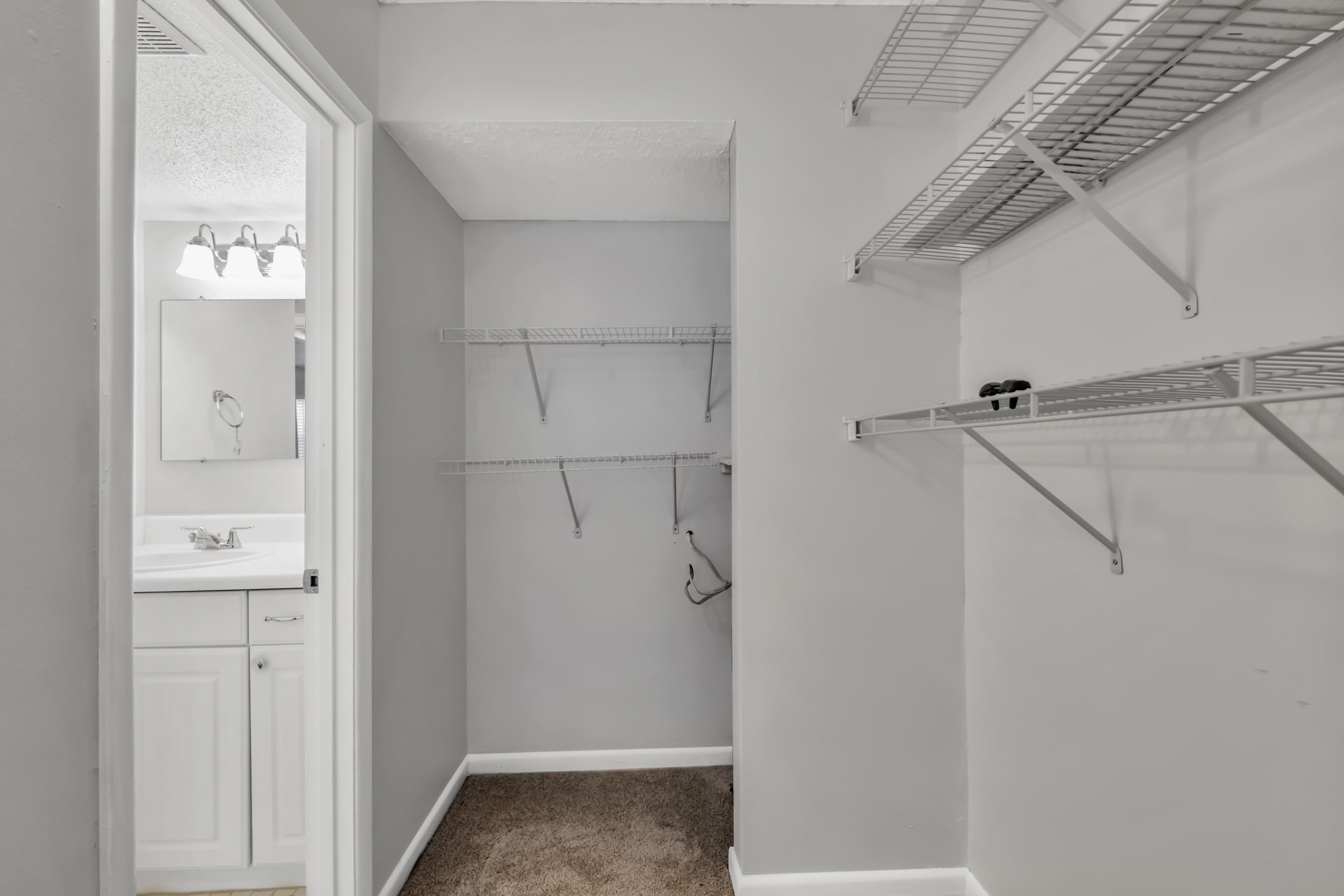 CEDARS CONDO - Residential