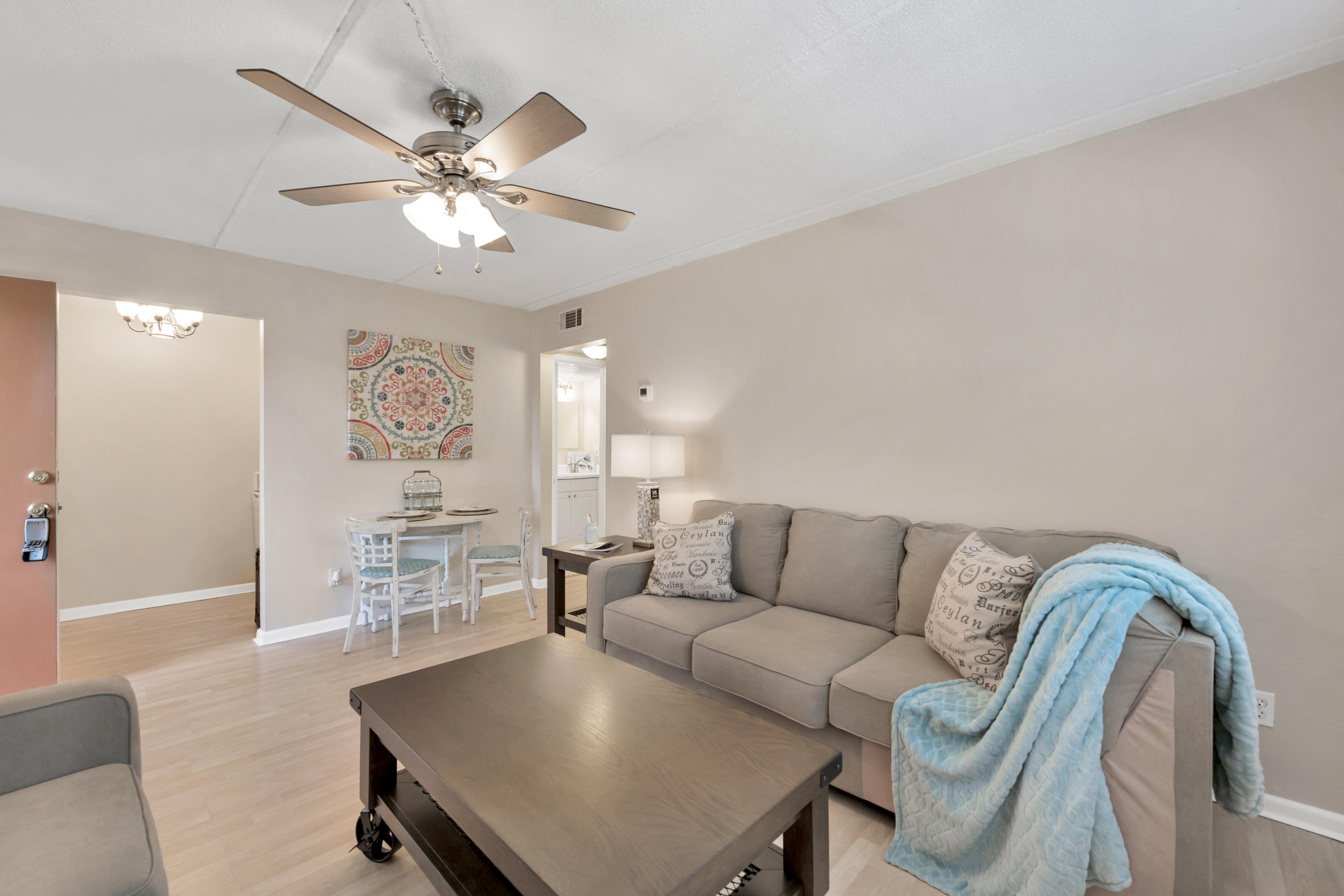 CEDARS CONDO - Residential