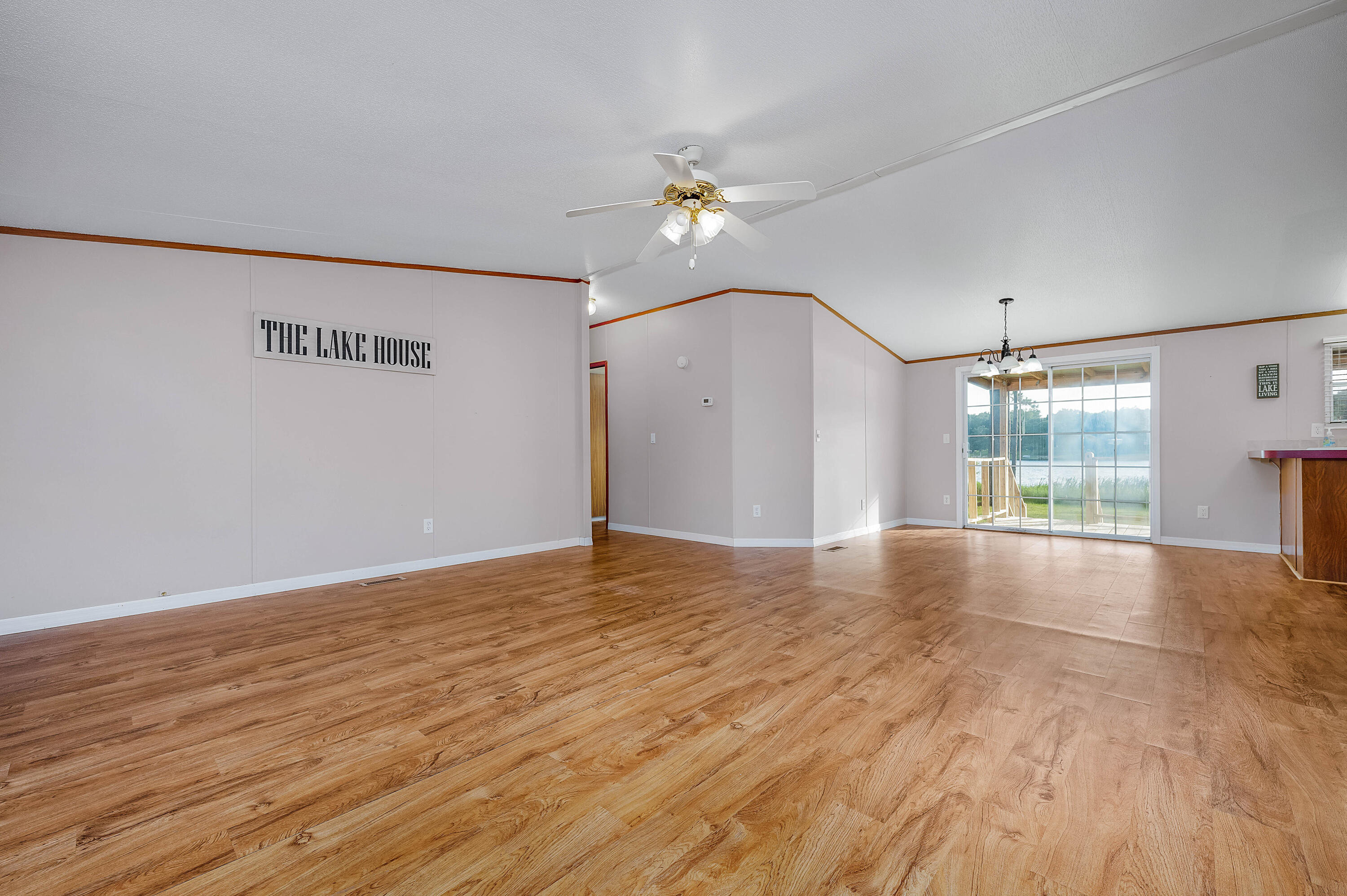 PARADISE ISLAND - Residential