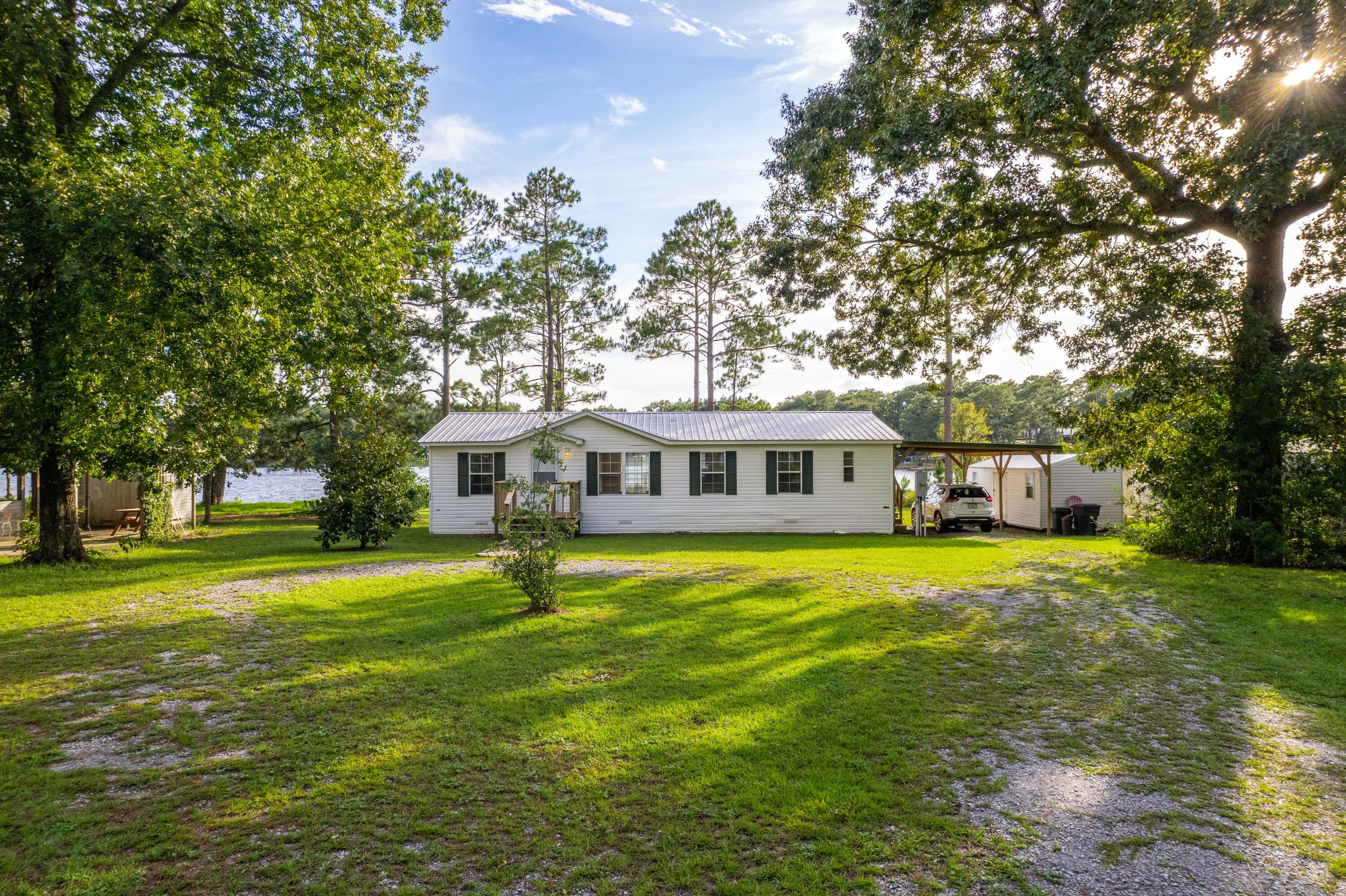 PARADISE ISLAND - Residential