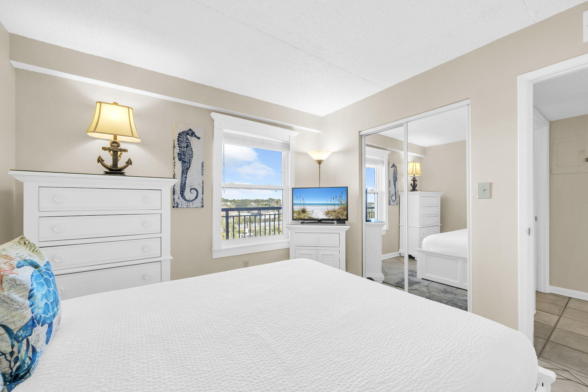 ISLAND ECHO CONDO - Residential