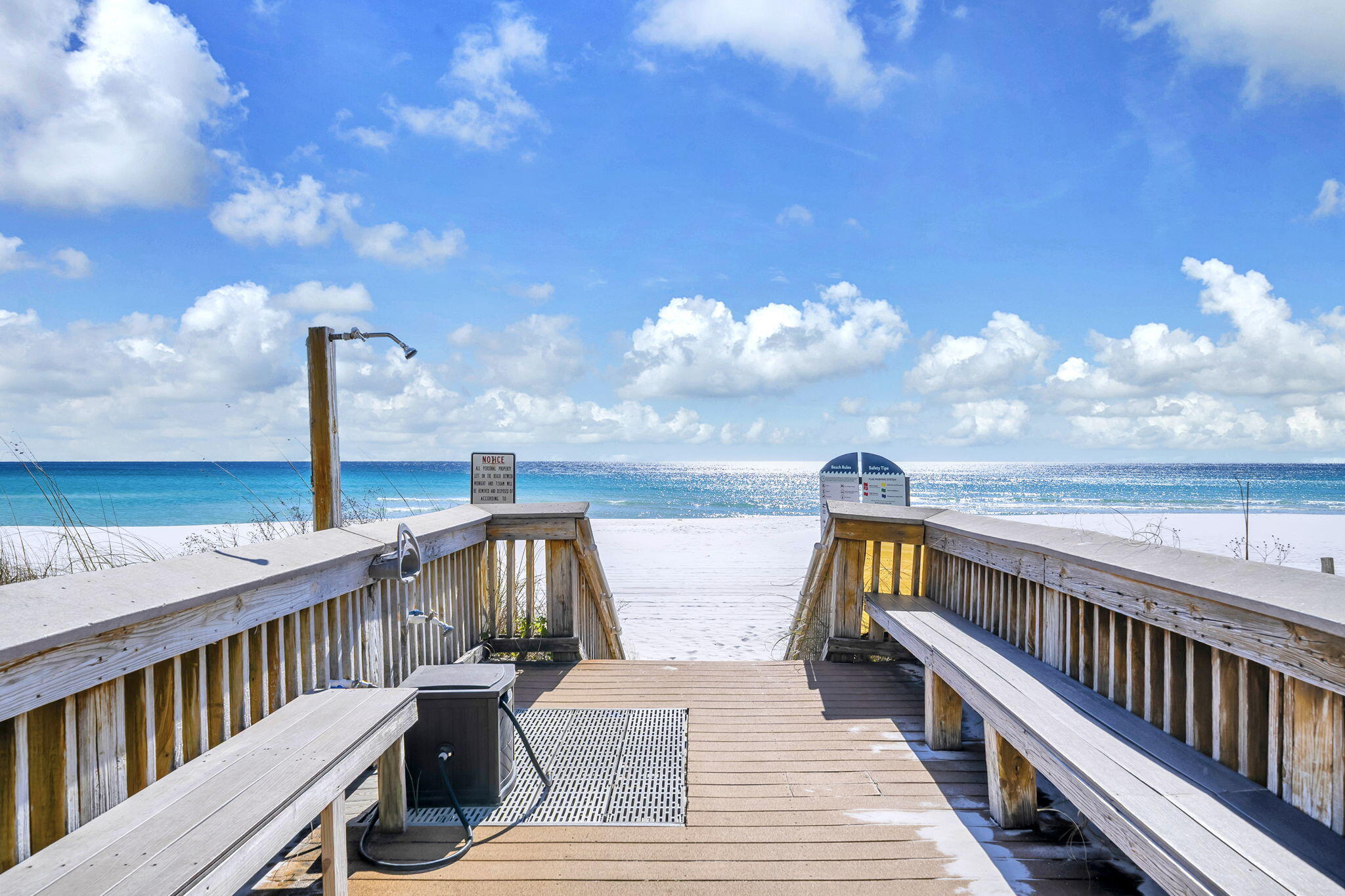 ISLAND ECHO CONDO - Residential