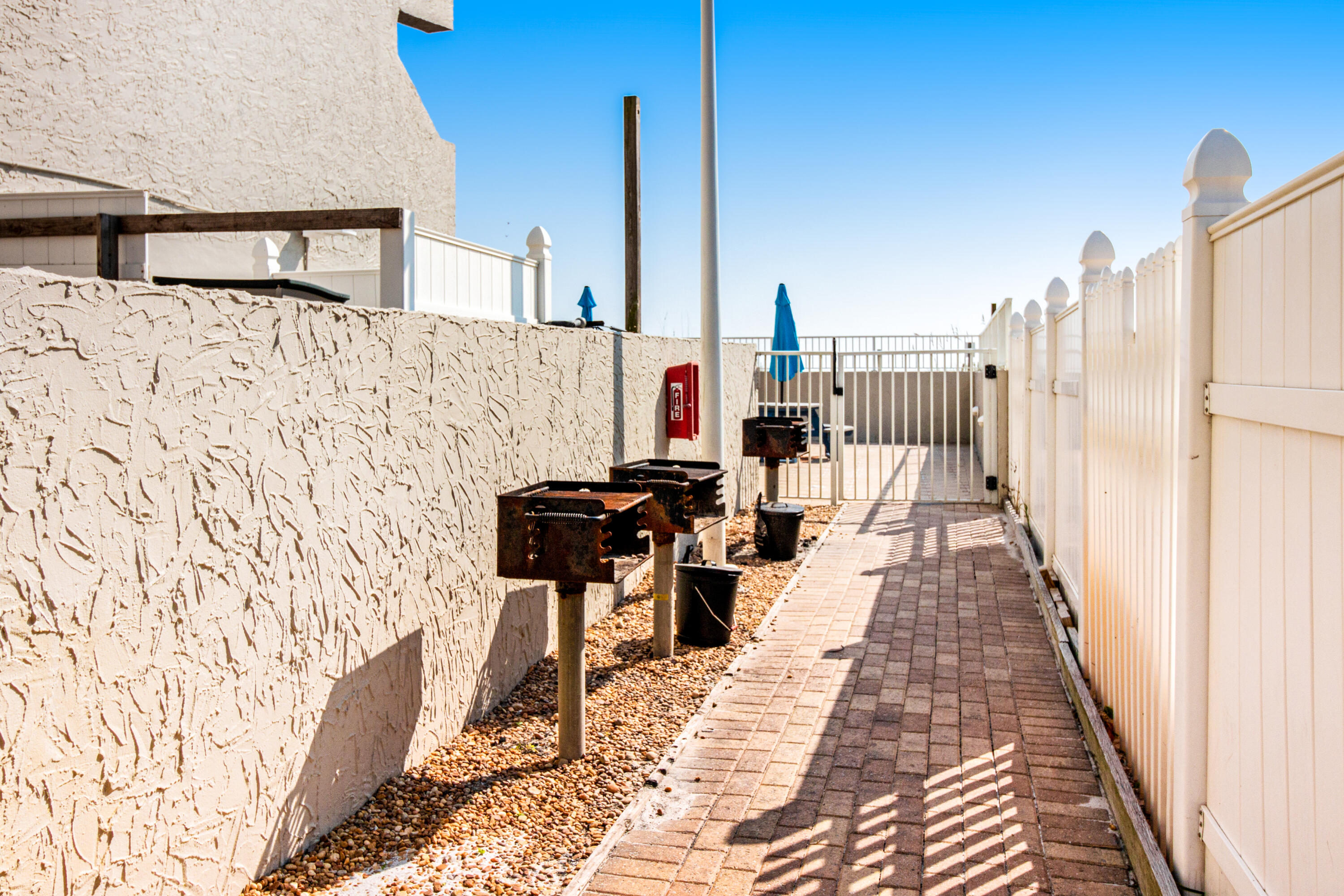 ISLAND ECHO CONDO - Residential