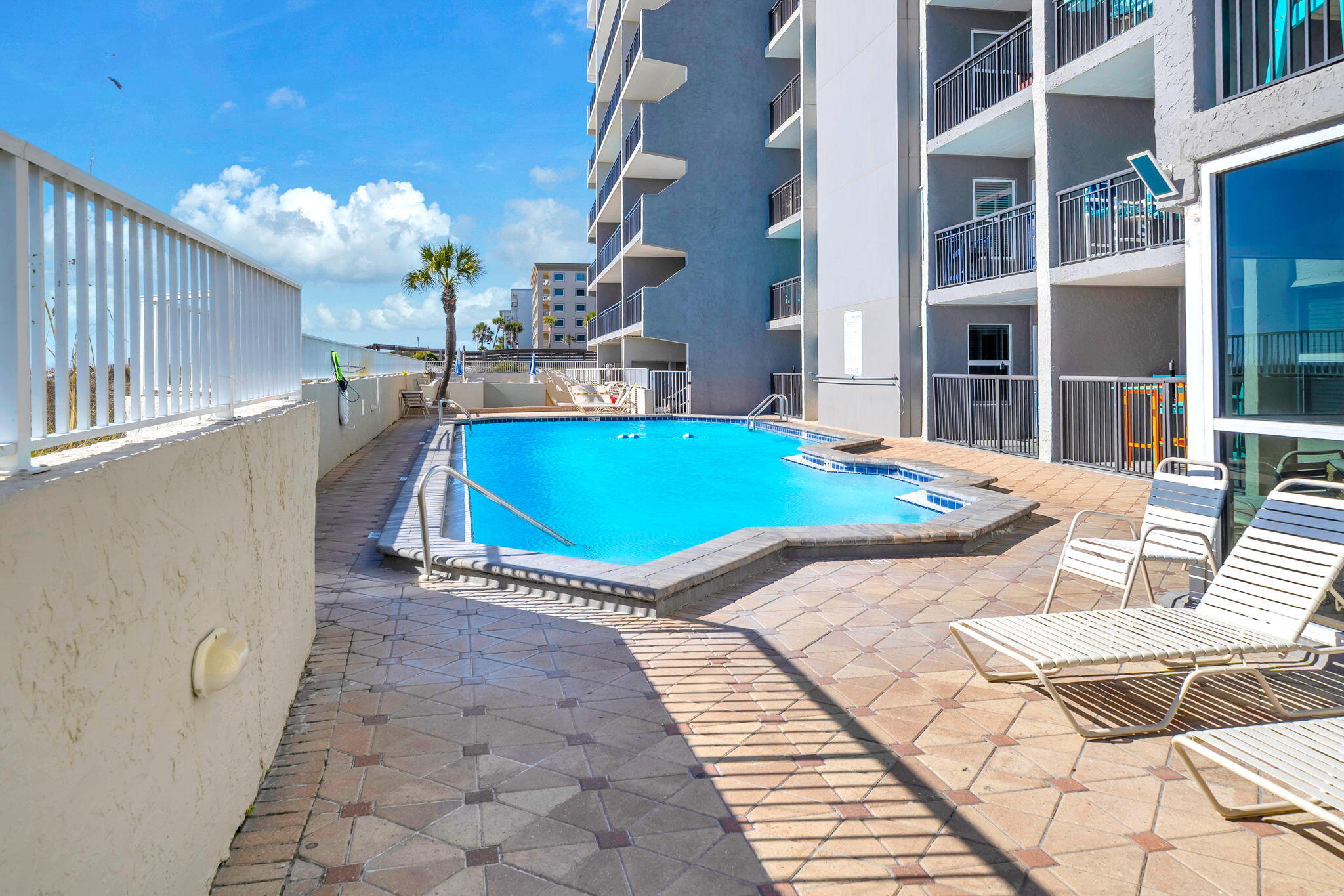 ISLAND ECHO CONDO - Residential