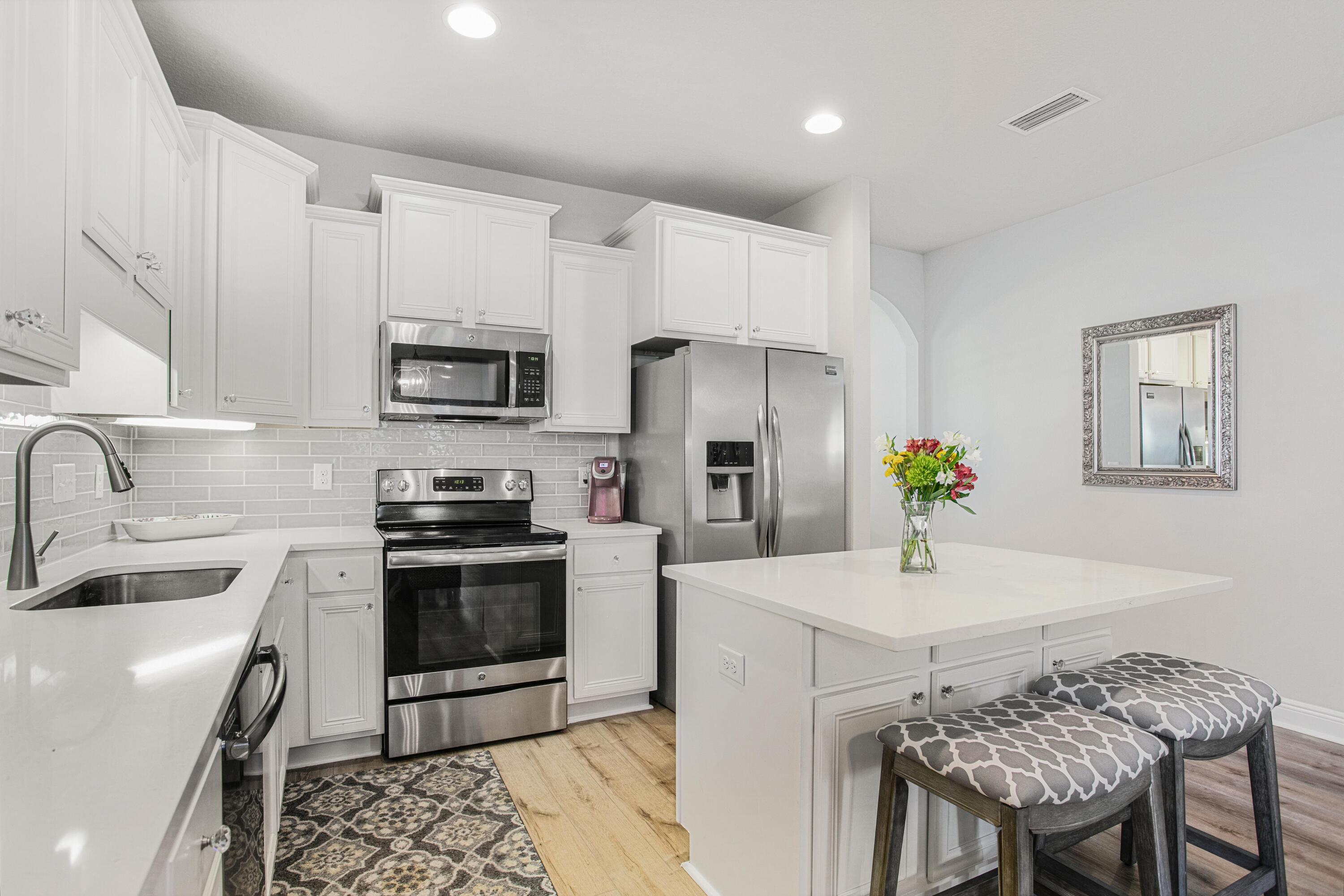 DRIFTWOOD ESTATES - Residential