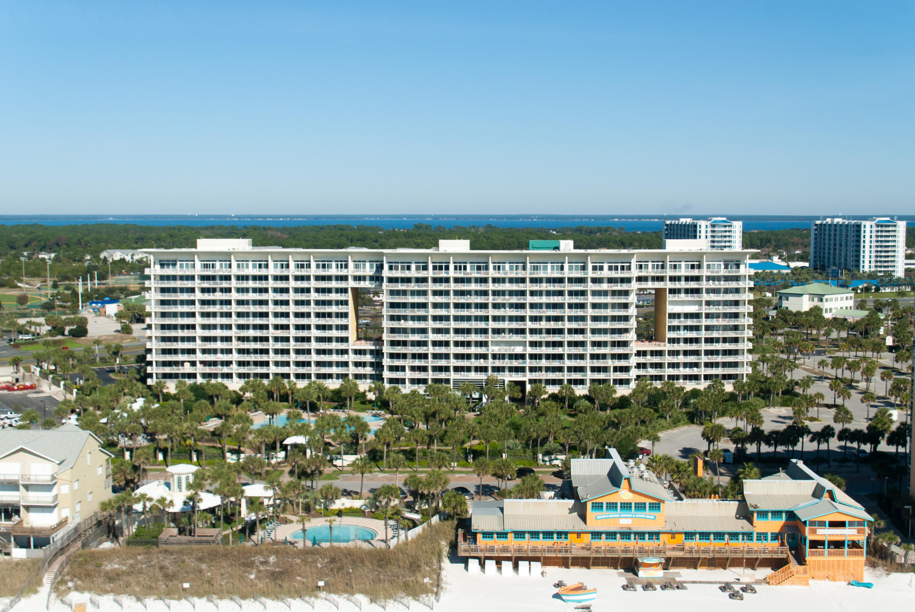 STERLING SHORES - Residential