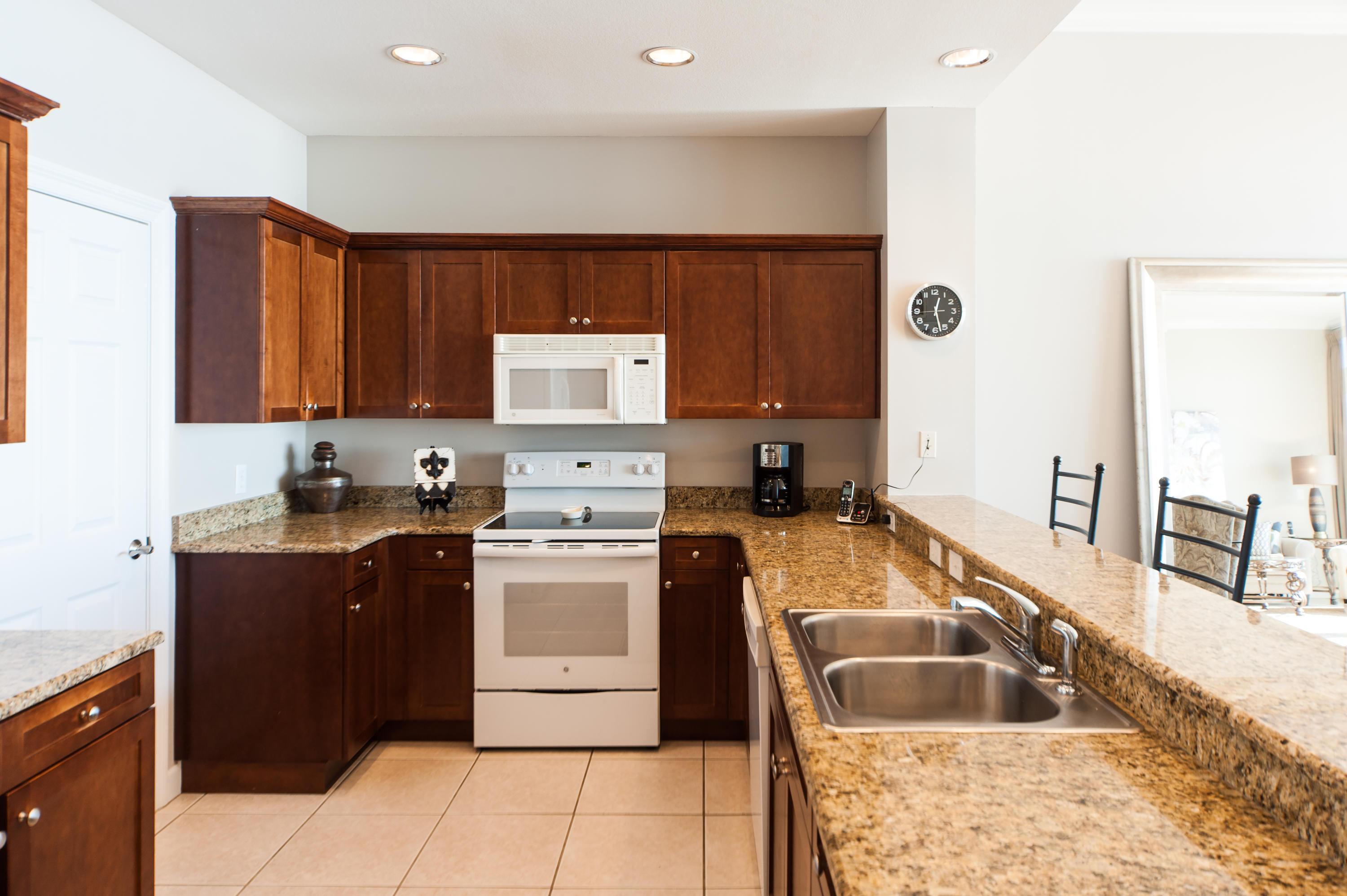 STERLING SHORES - Residential