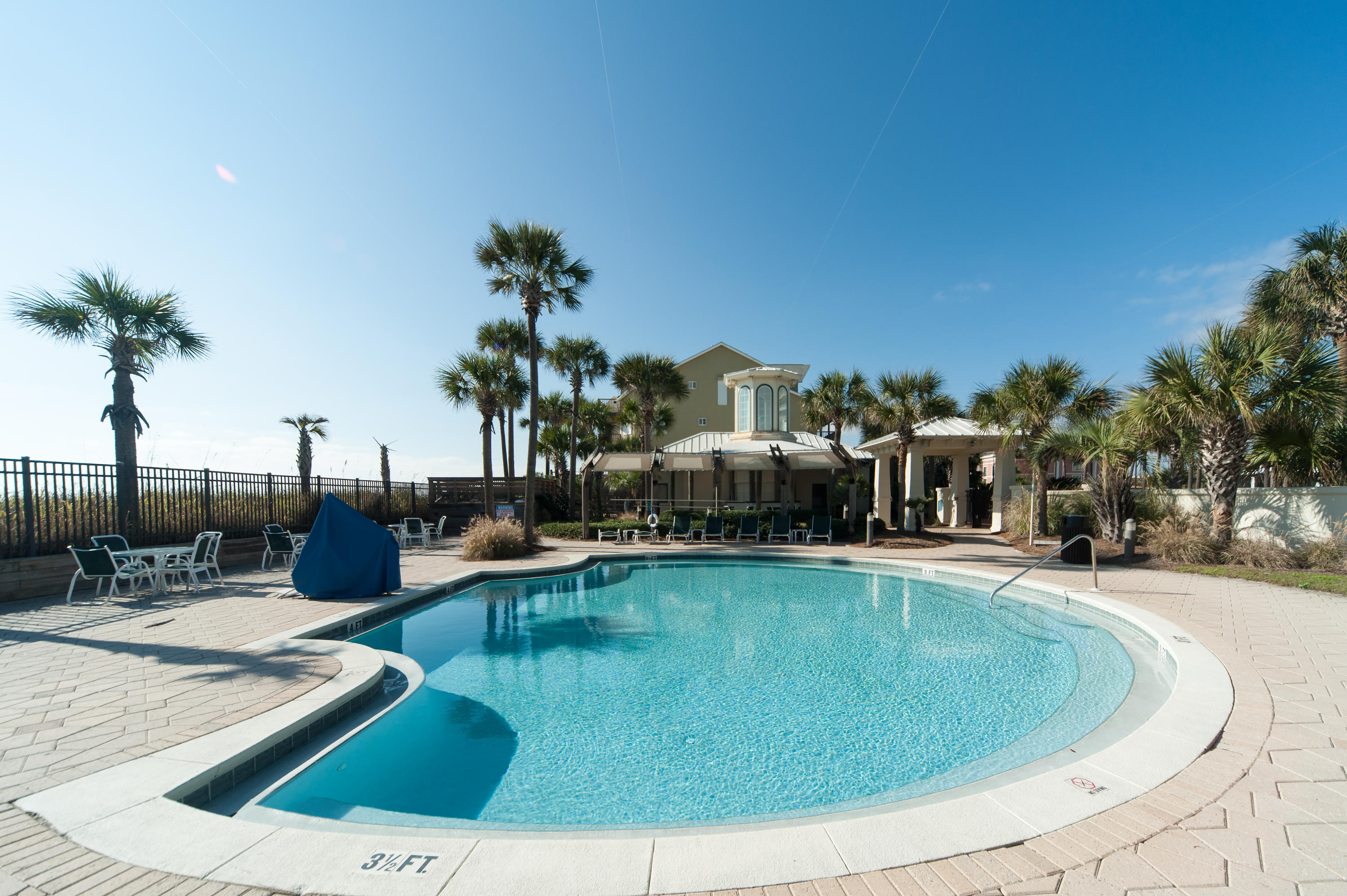 STERLING SHORES - Residential