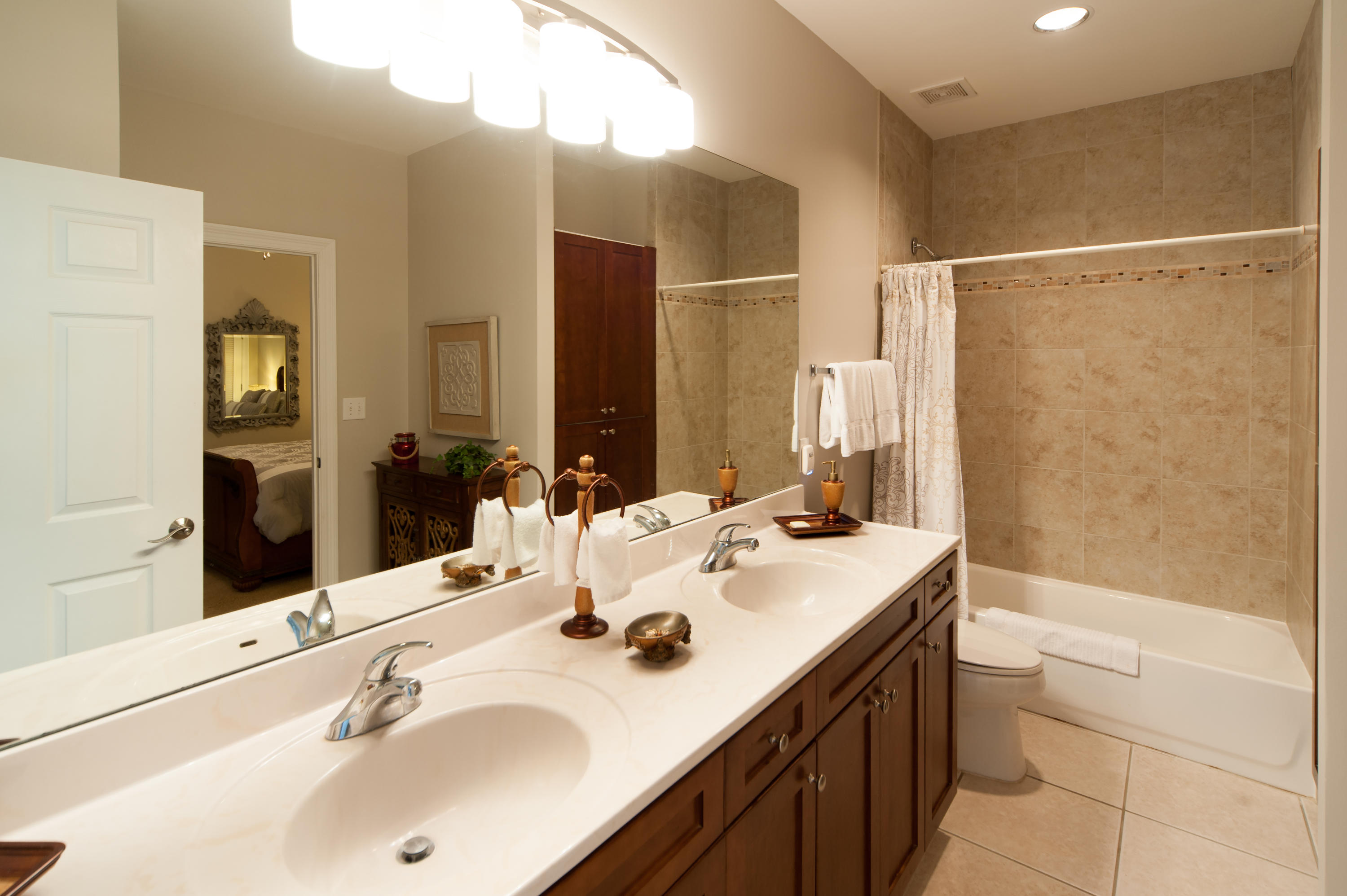 STERLING SHORES - Residential