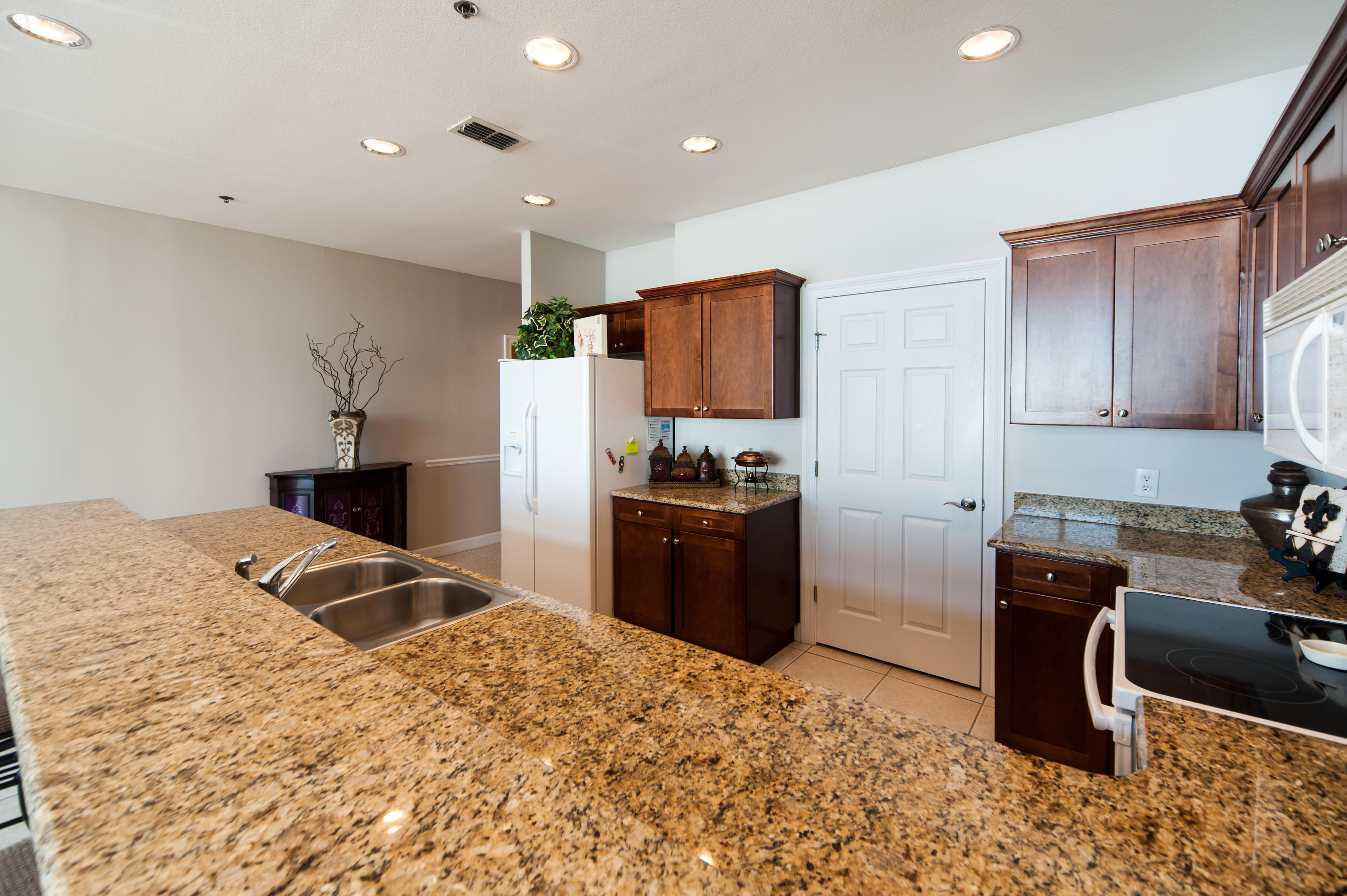 STERLING SHORES - Residential