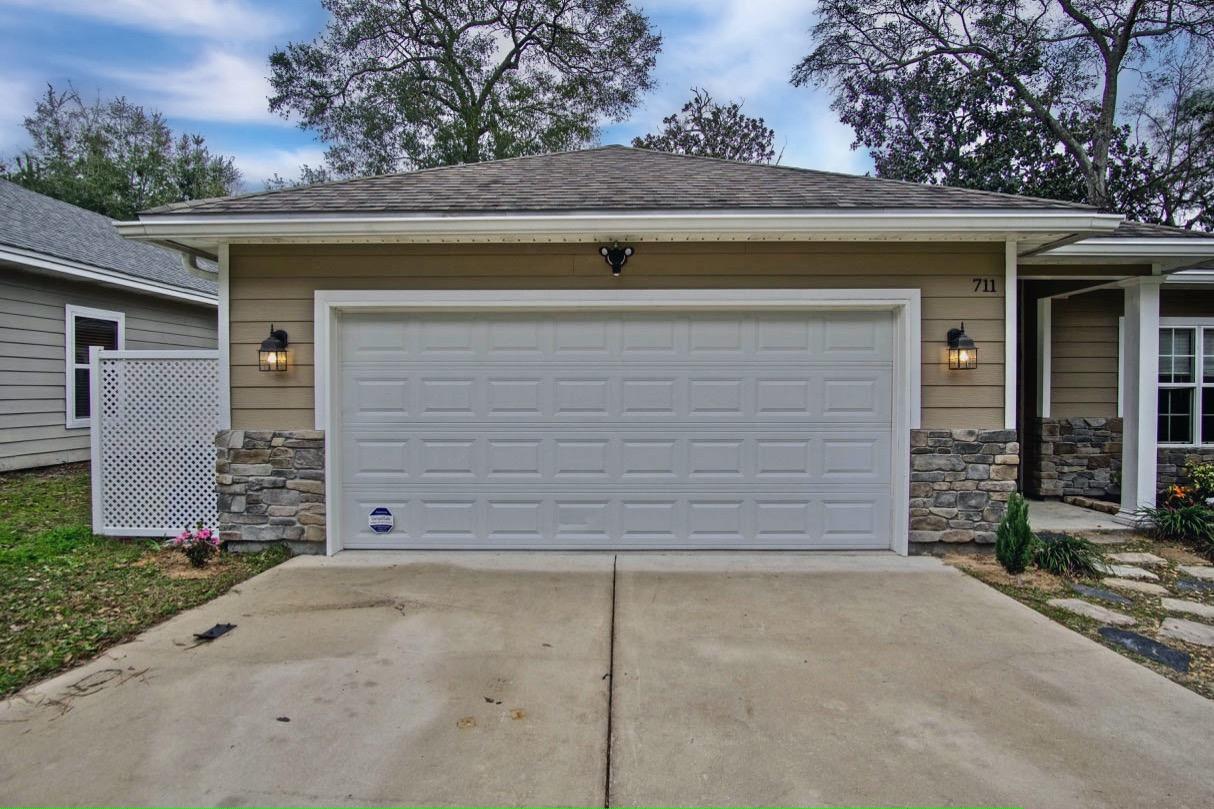 VALPARAISO PINECREST 6 - Residential