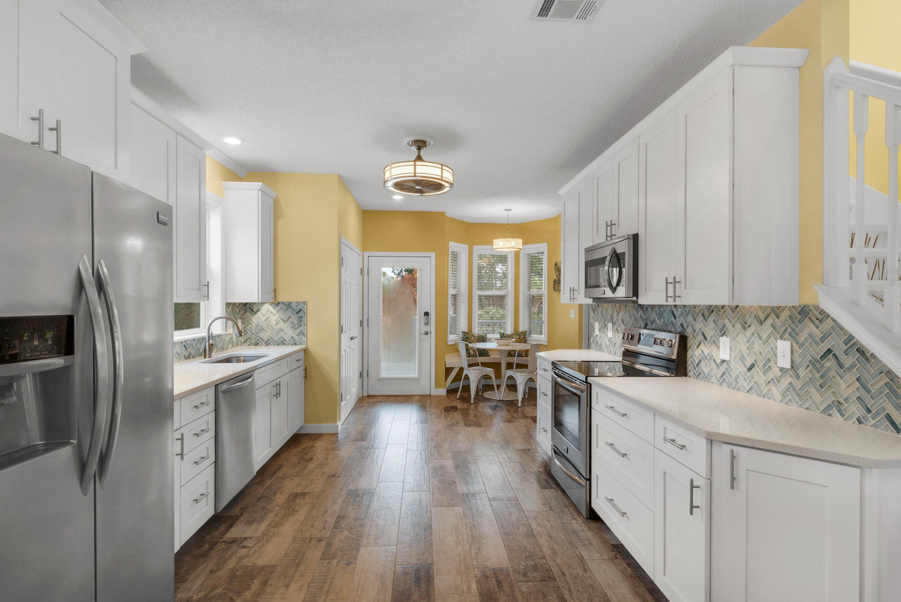 SEA DUNES - Residential