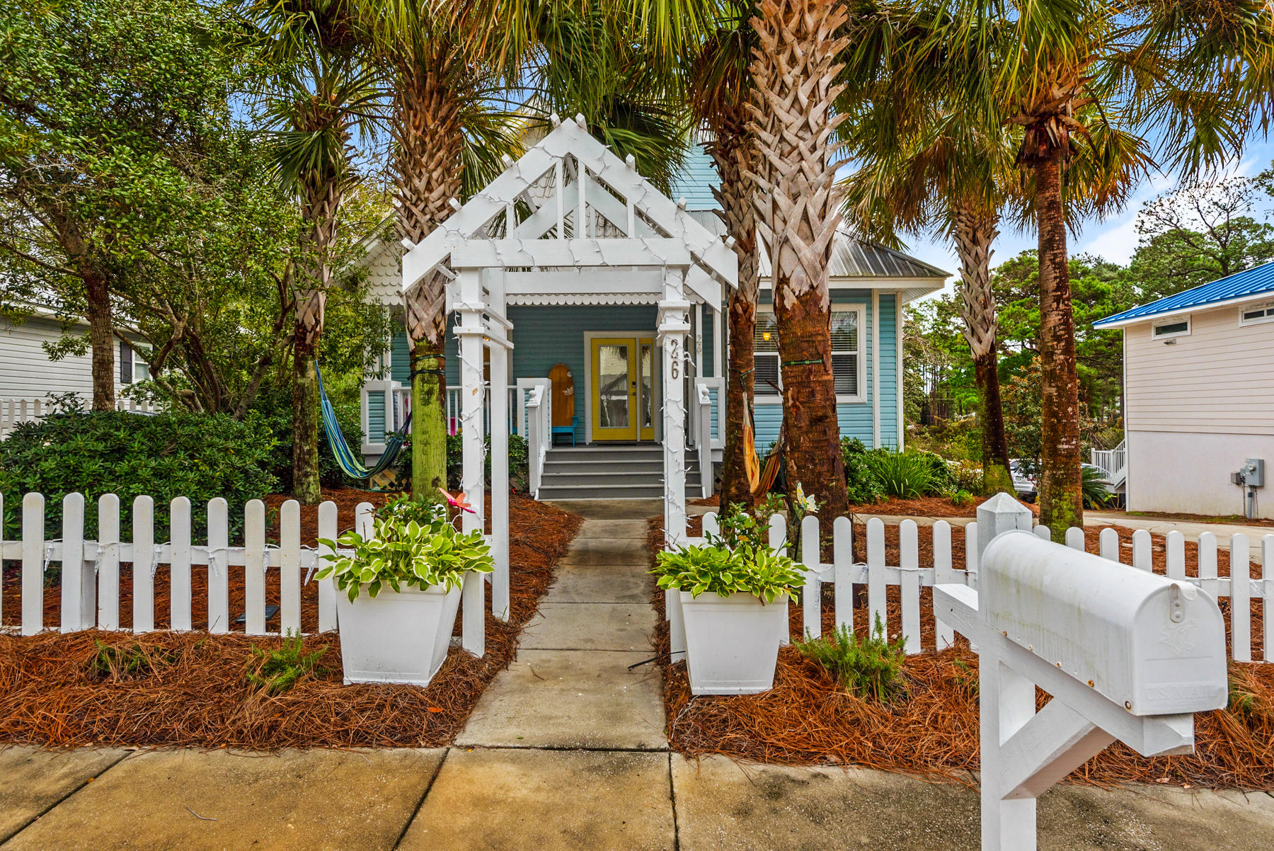 SEA DUNES - Residential