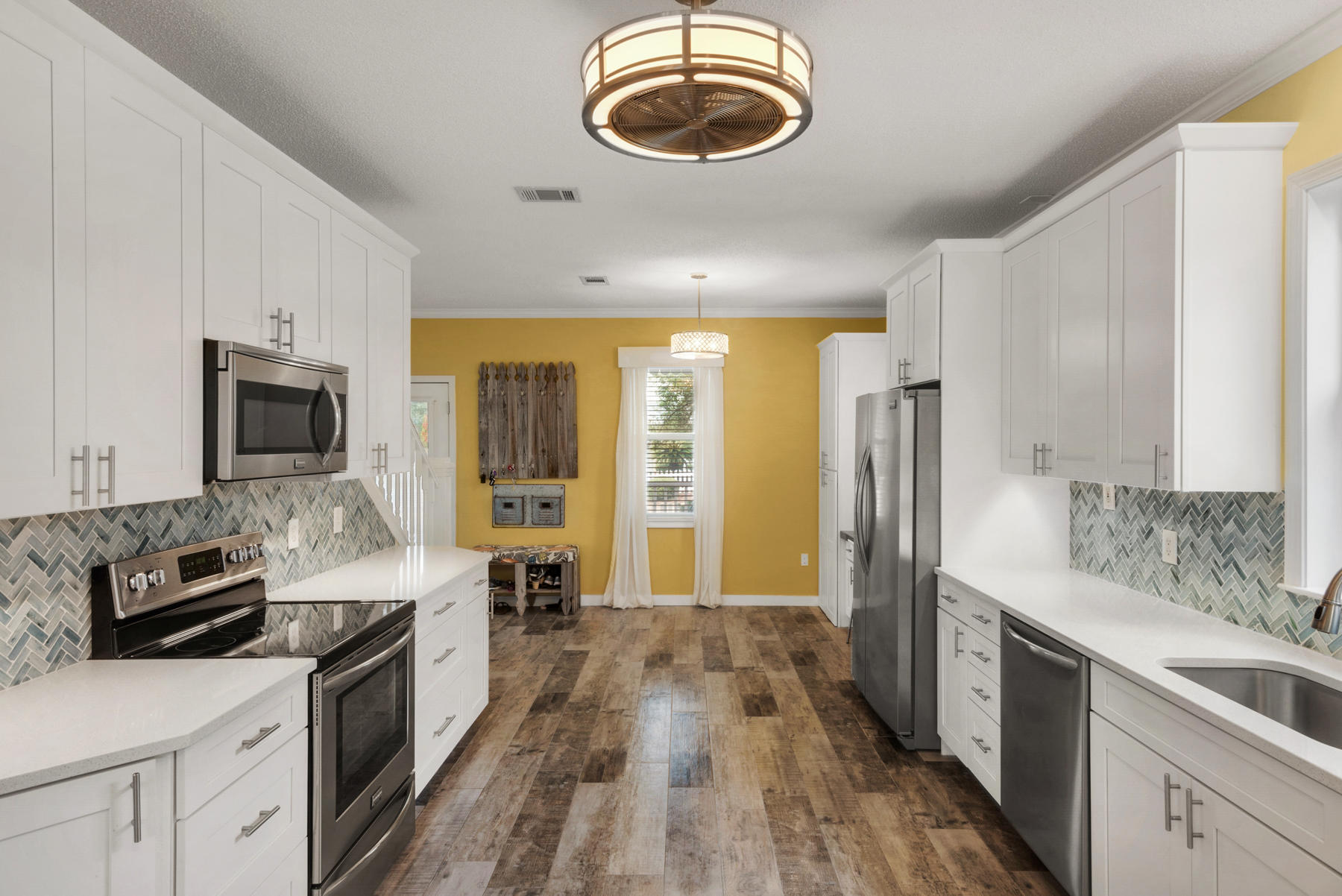 SEA DUNES - Residential