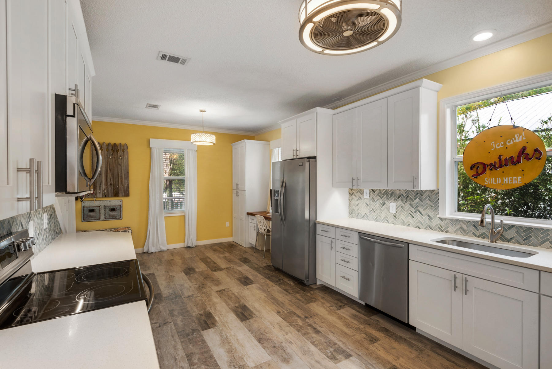 SEA DUNES - Residential