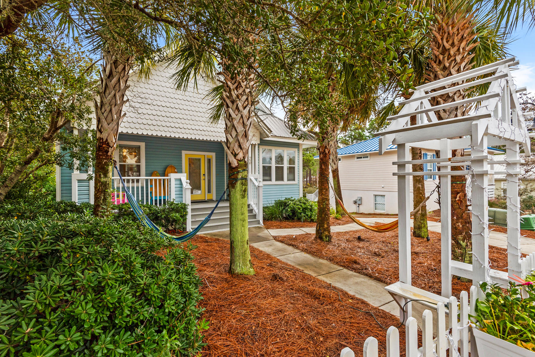 SEA DUNES - Residential