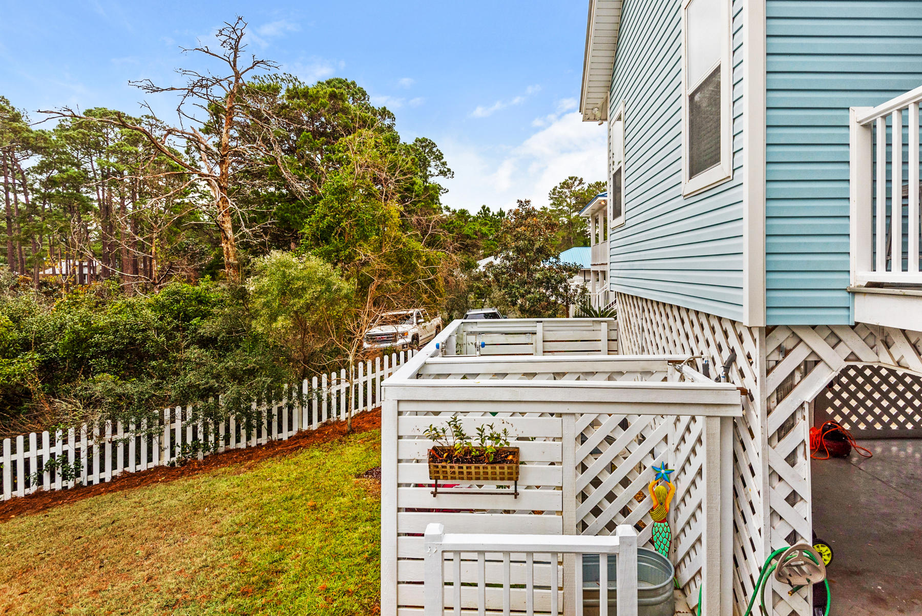 SEA DUNES - Residential