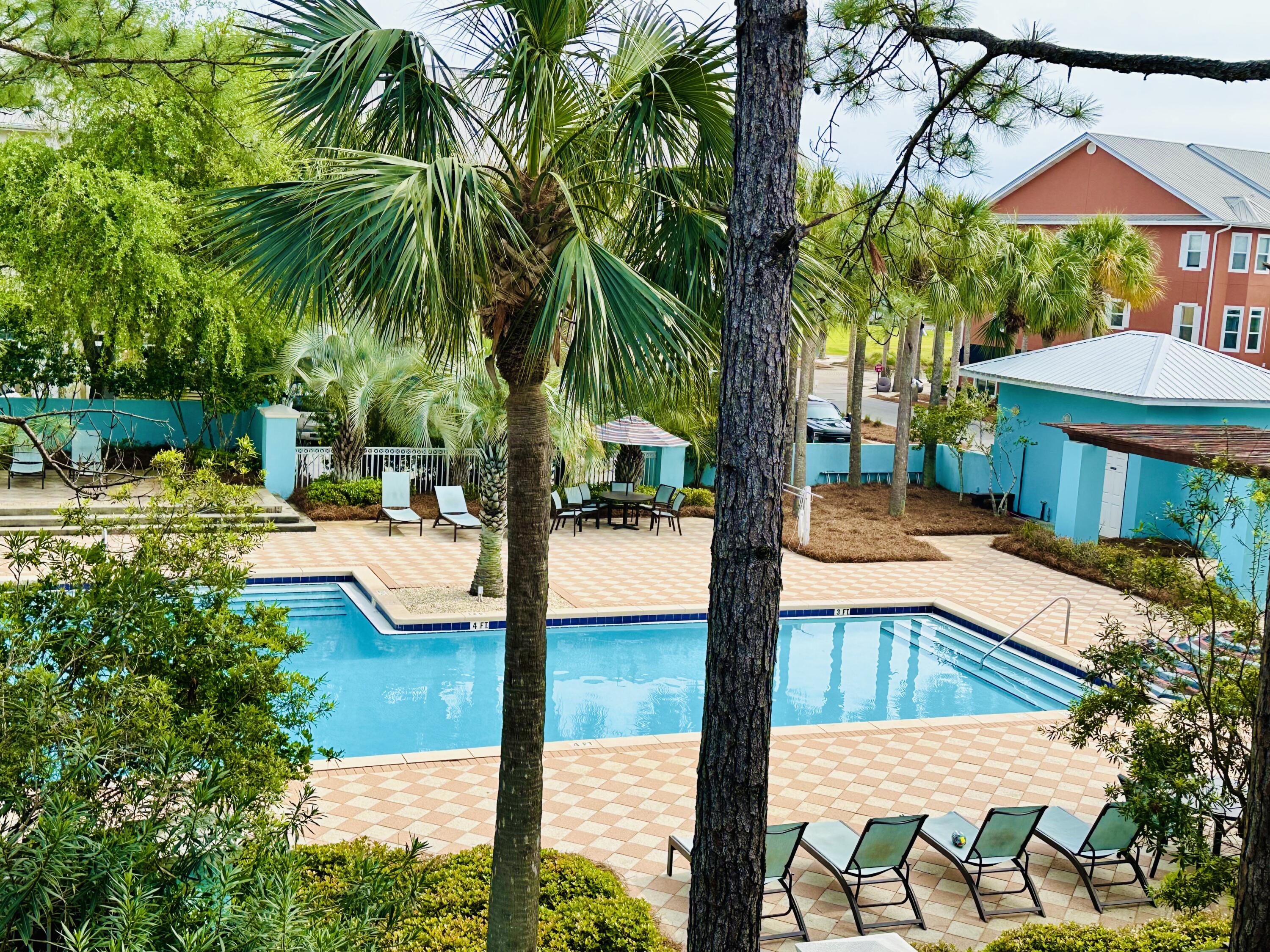 Gulf Place Courtyards - Residential