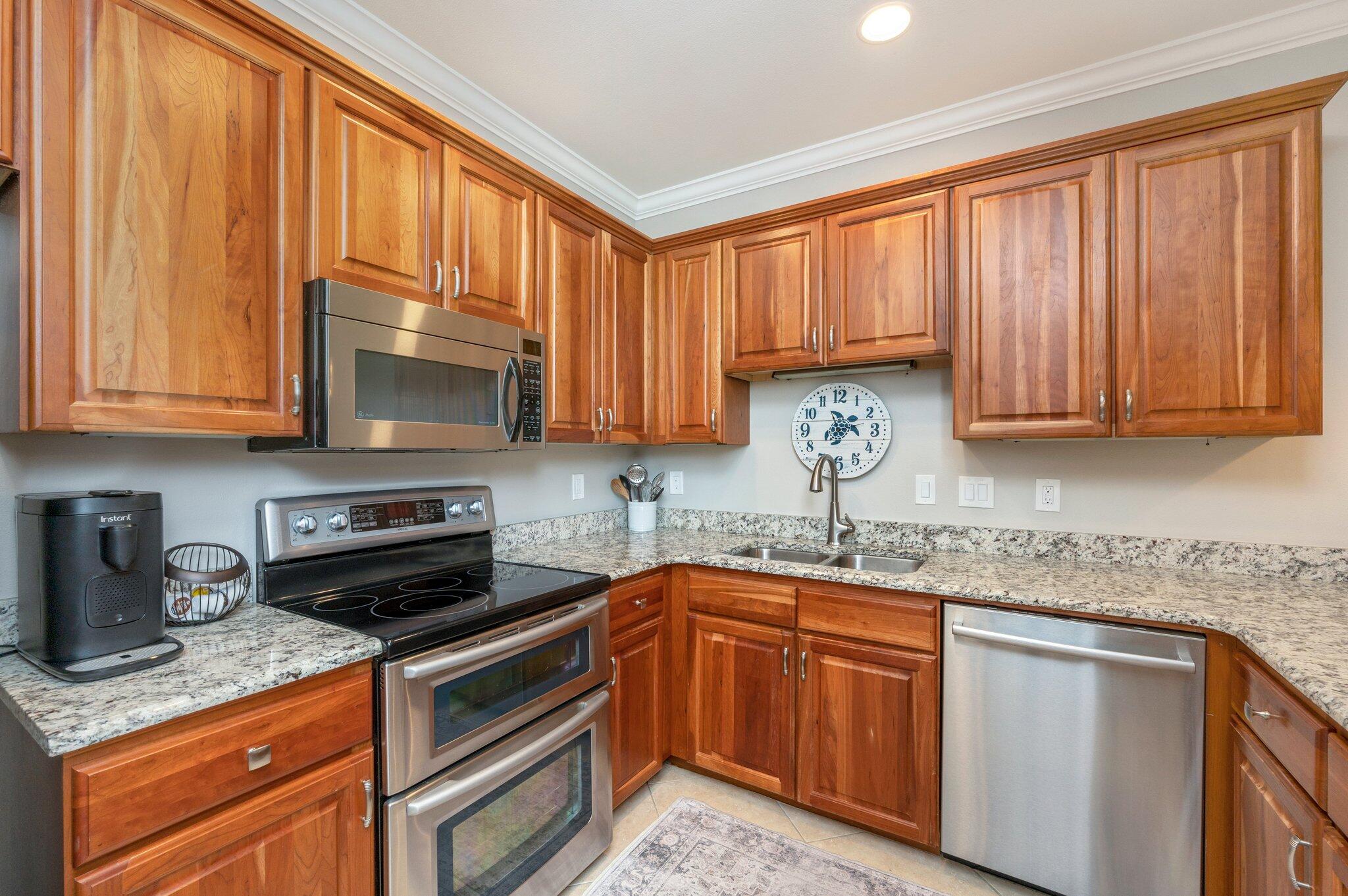 Gulf Place Courtyards - Residential