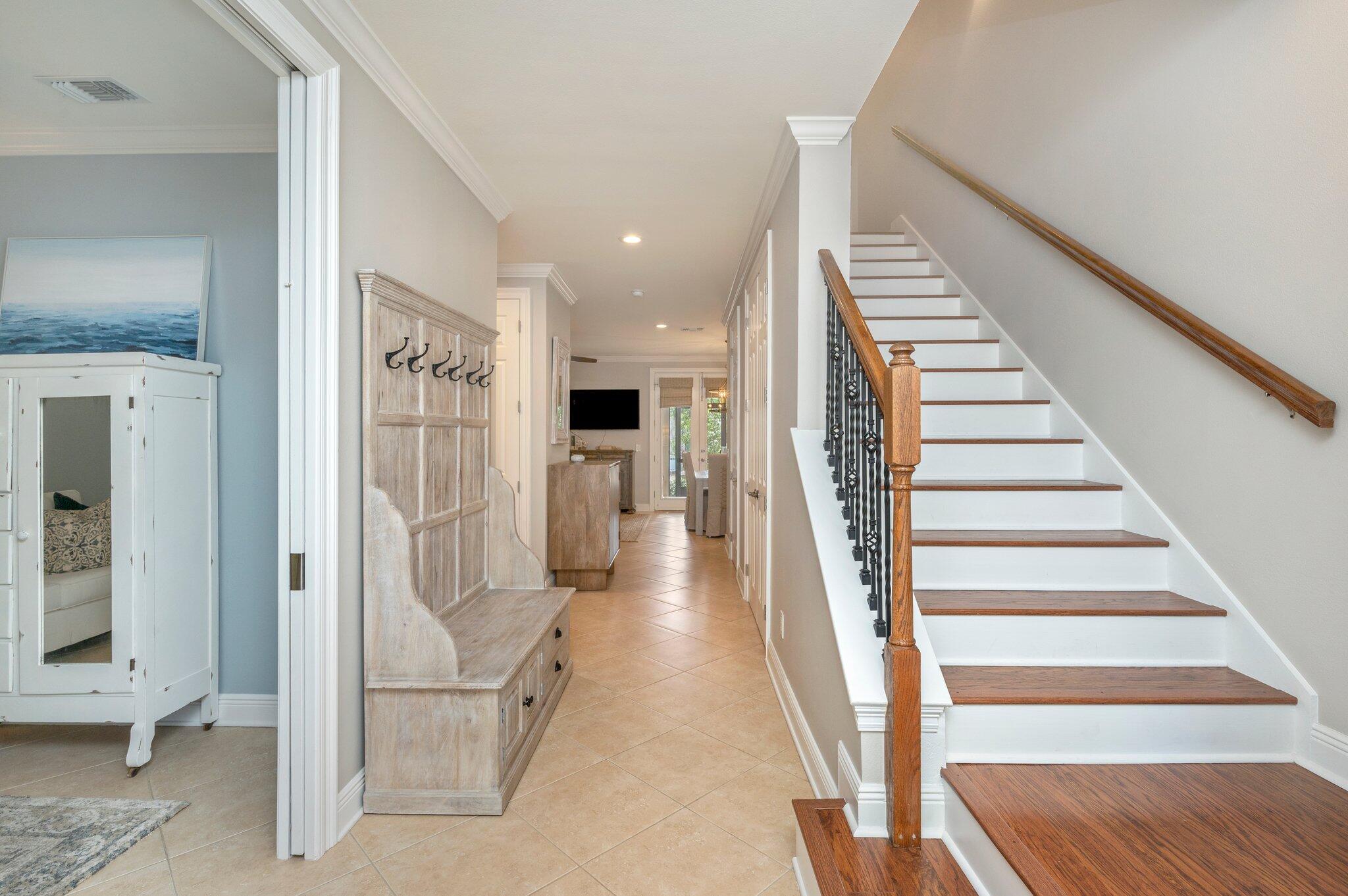 Gulf Place Courtyards - Residential