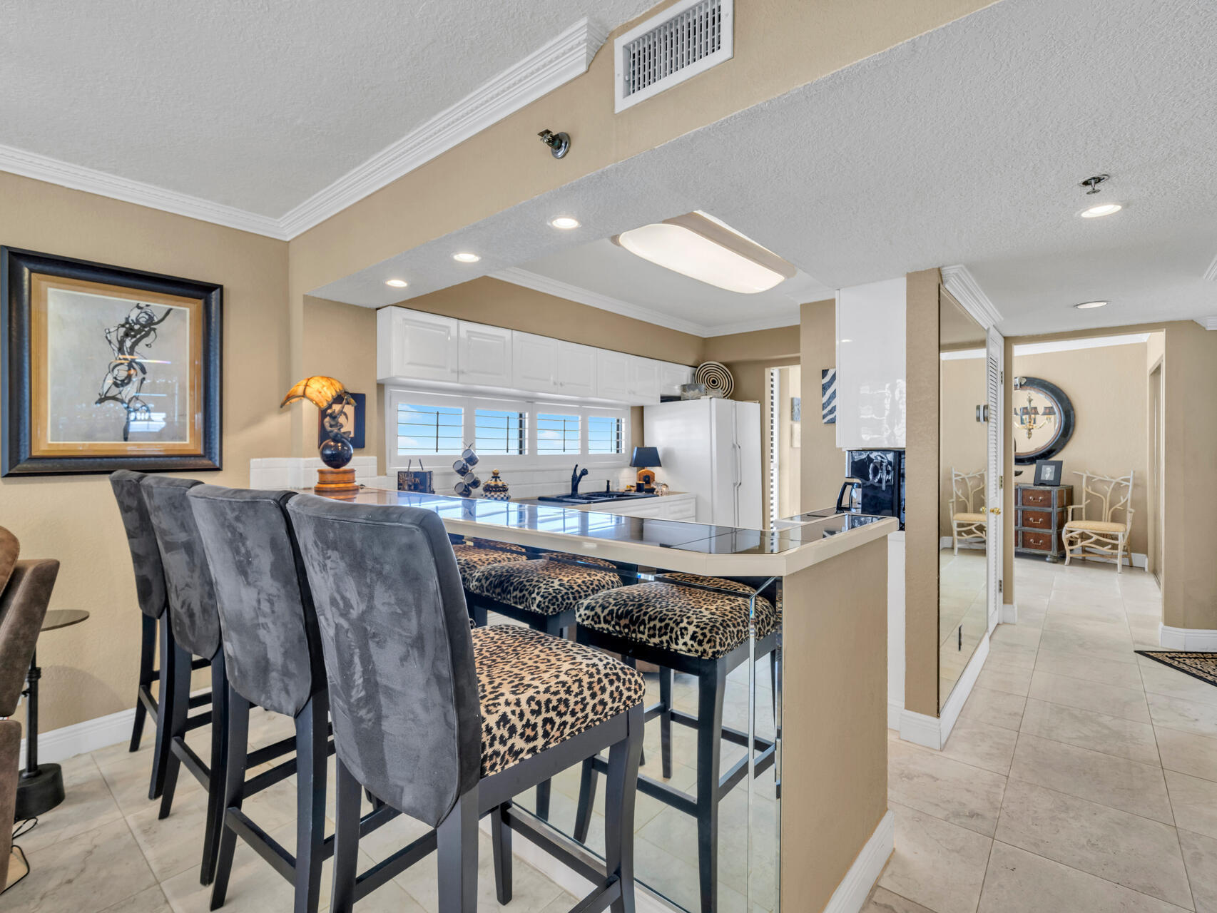 MAINSAIL CONDO PH 5 - Residential