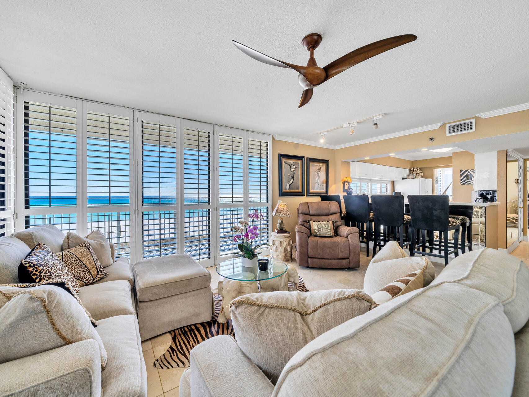 MAINSAIL CONDO PH 5 - Residential