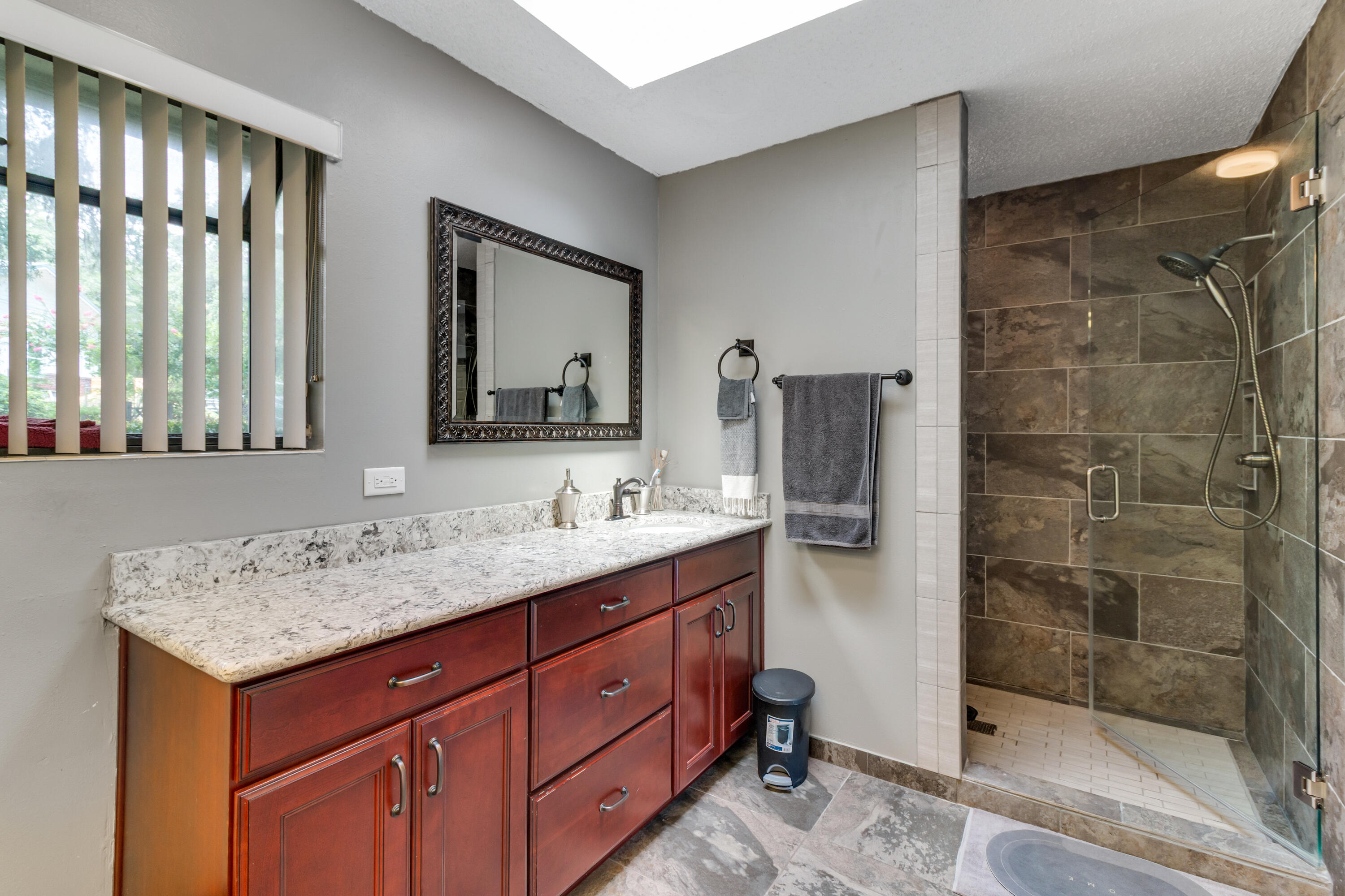 MICHAEL GLENN ESTATES - Residential