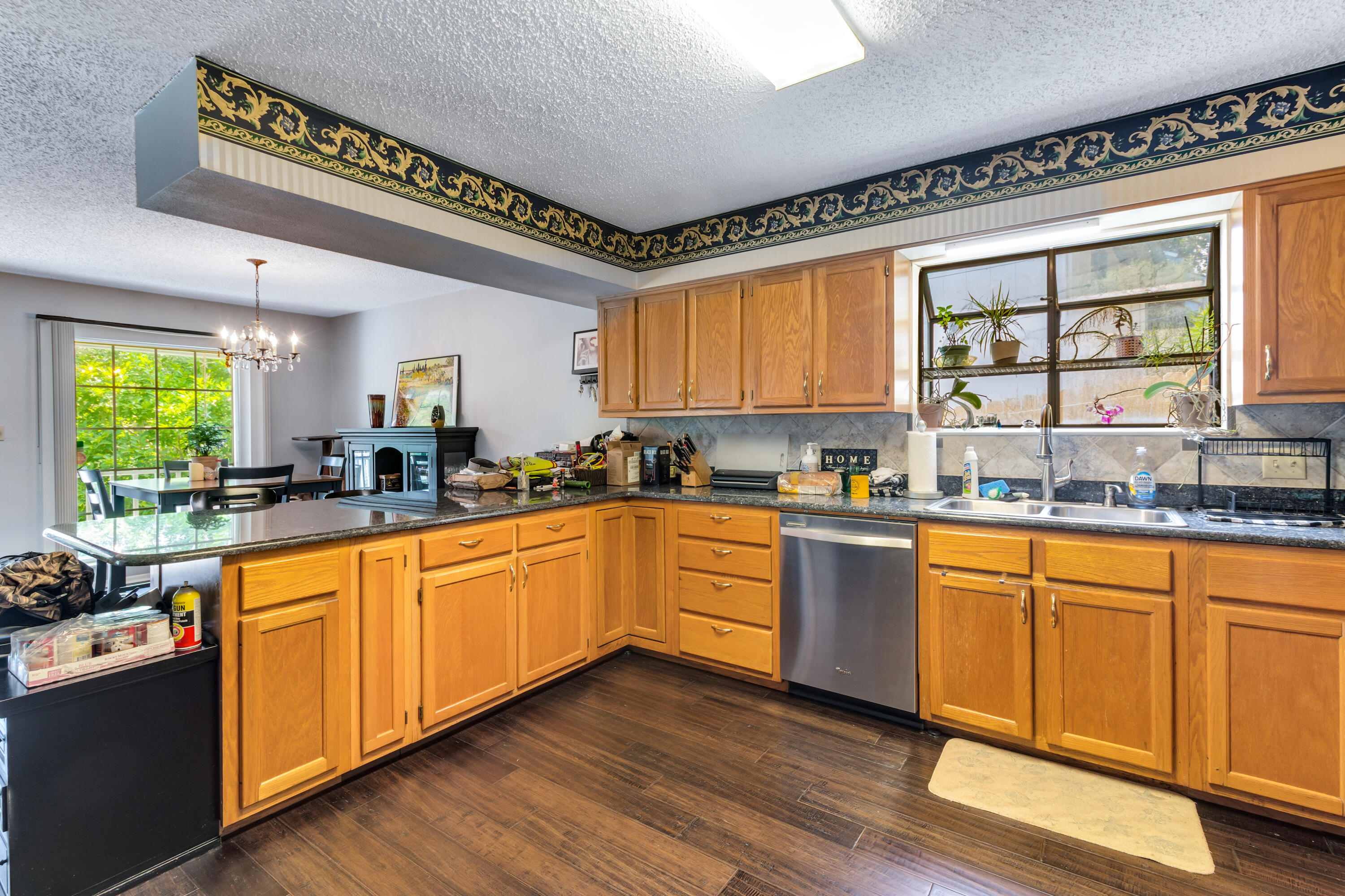 MICHAEL GLENN ESTATES - Residential