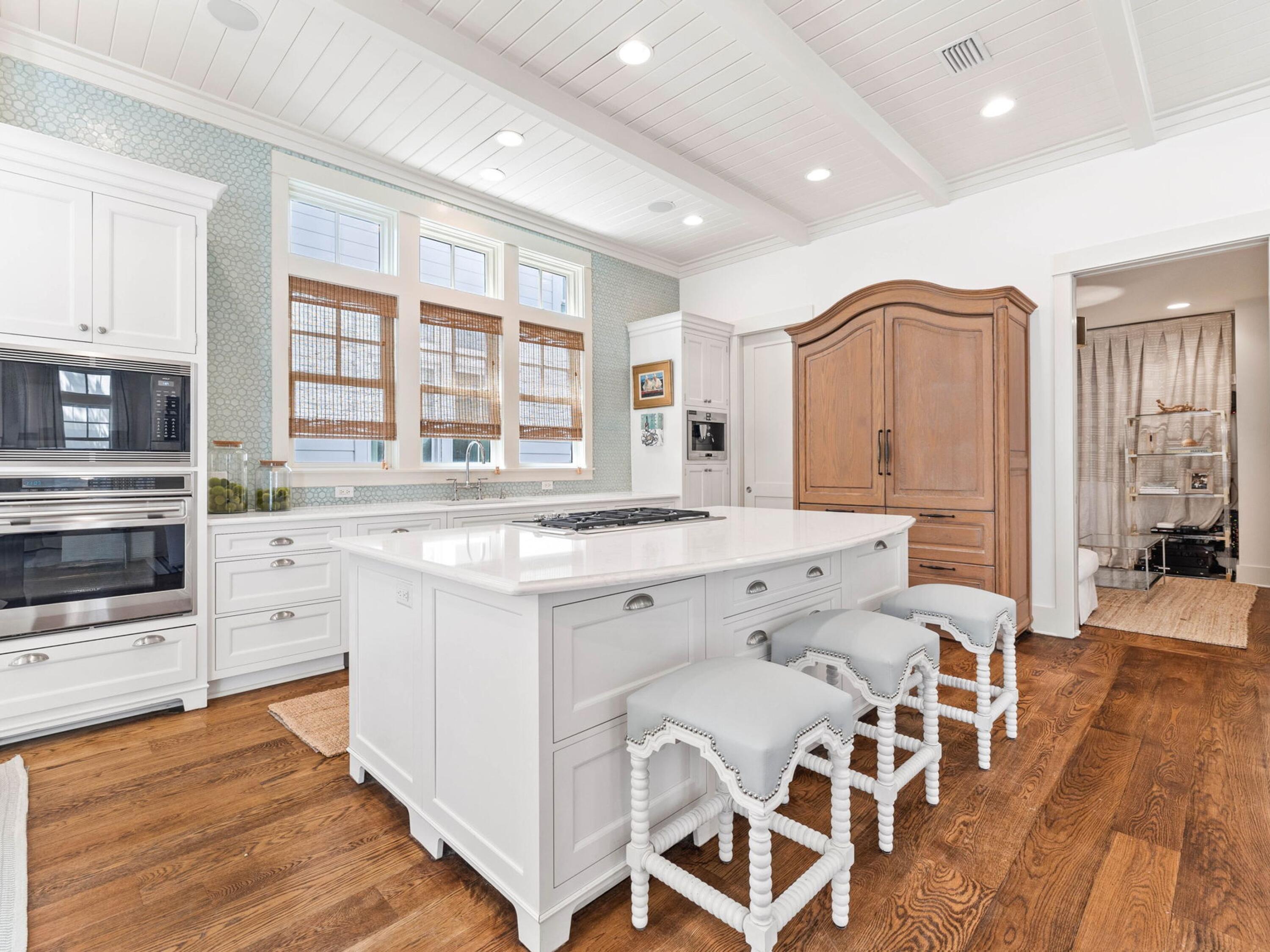 WATERCOLOR - Residential